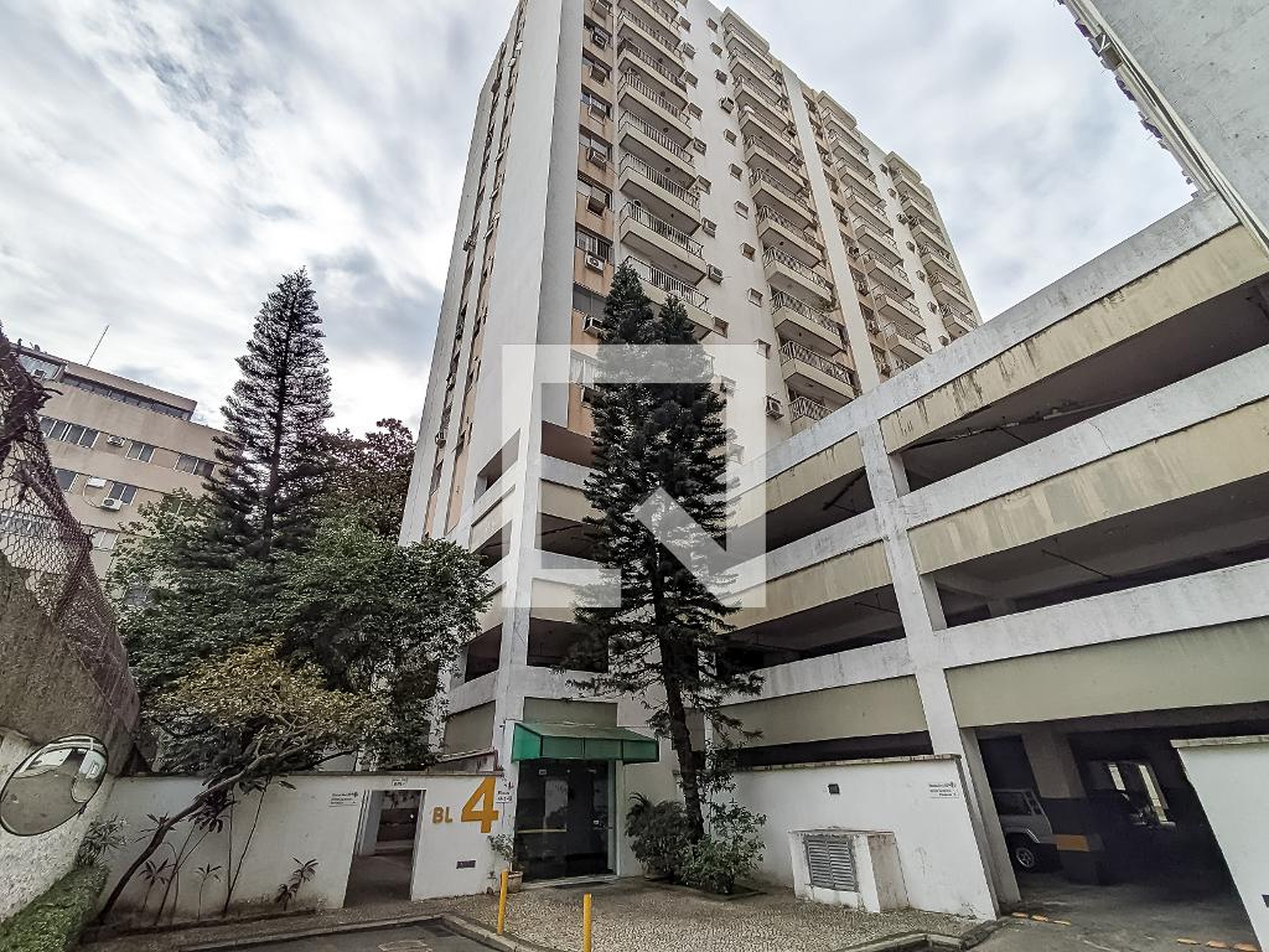 Fachada do Prédio Condomínio Gen. J. Segadas Viana