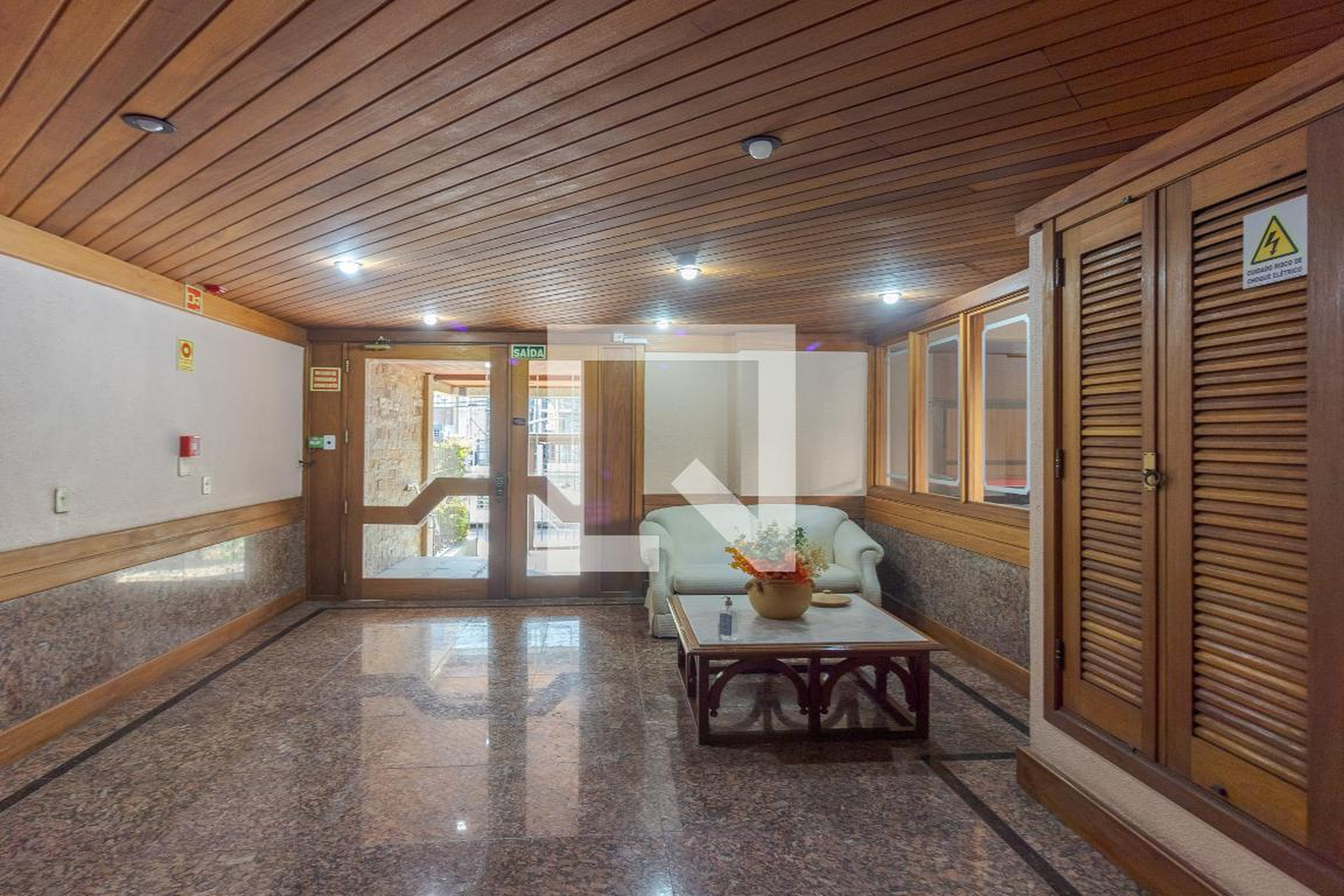 Hall - Edifício Saint Michael