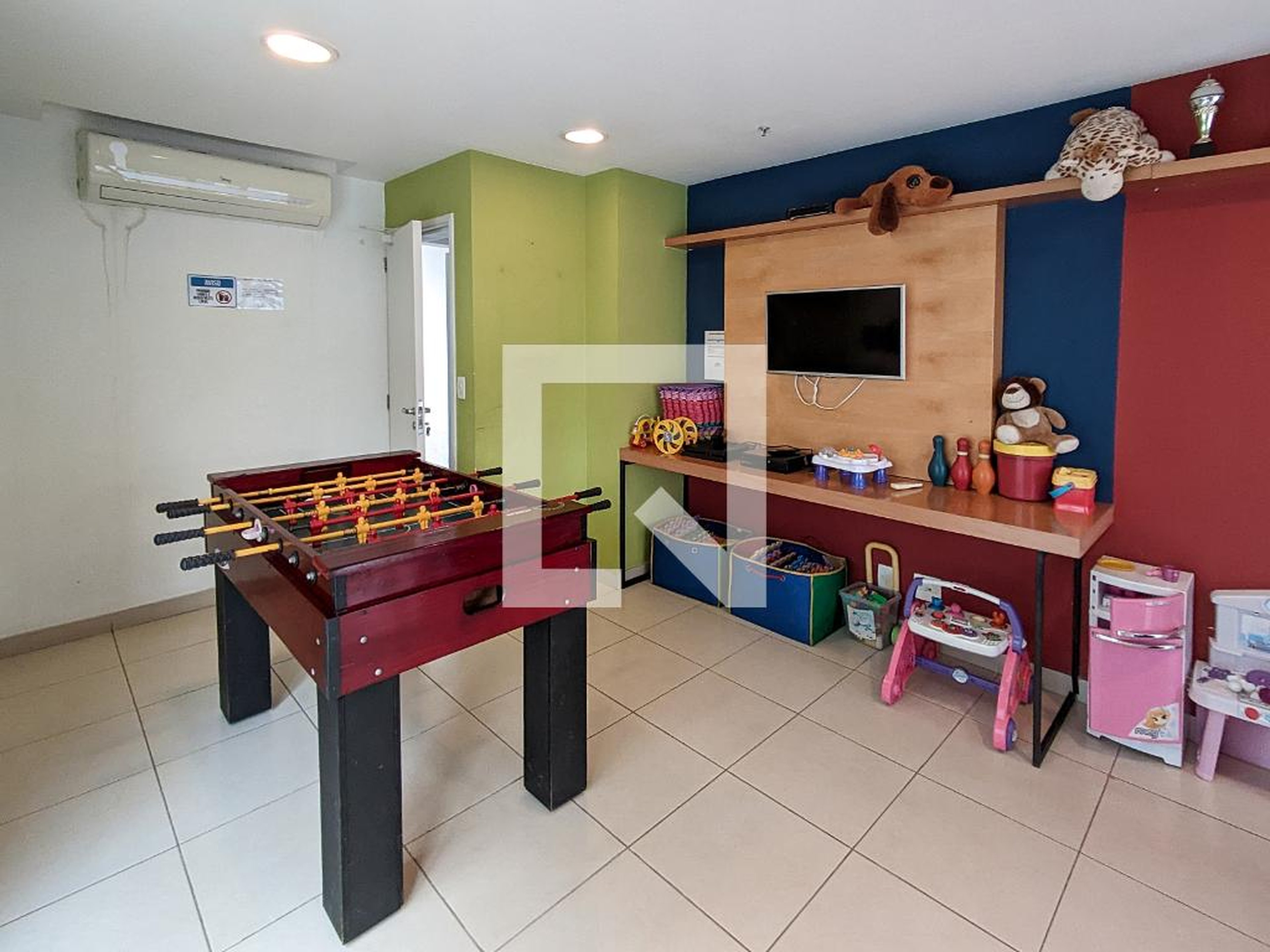 Salão de jogos - Du La Paix