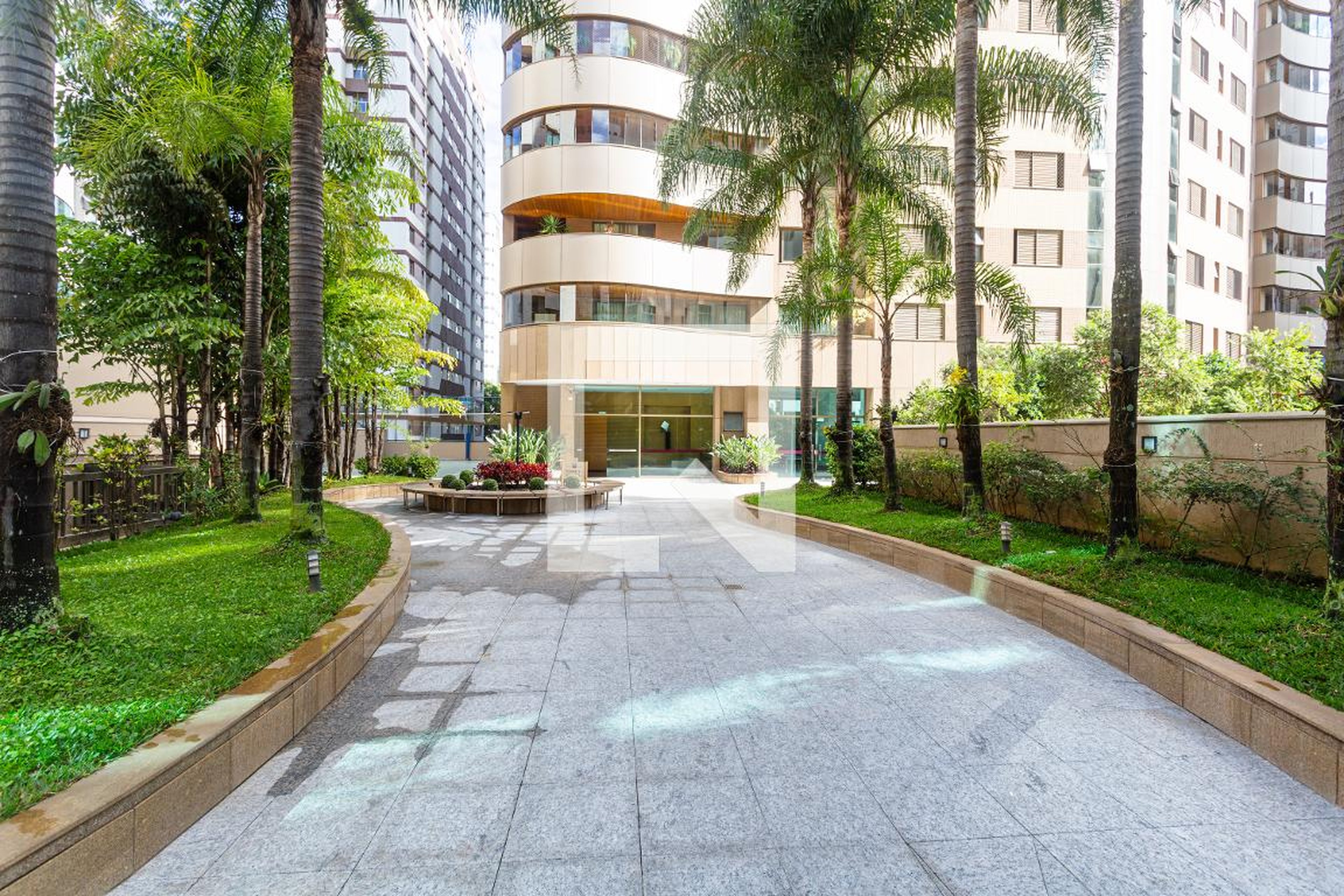 Hall de Entrada - Edifício Piazza di Verona