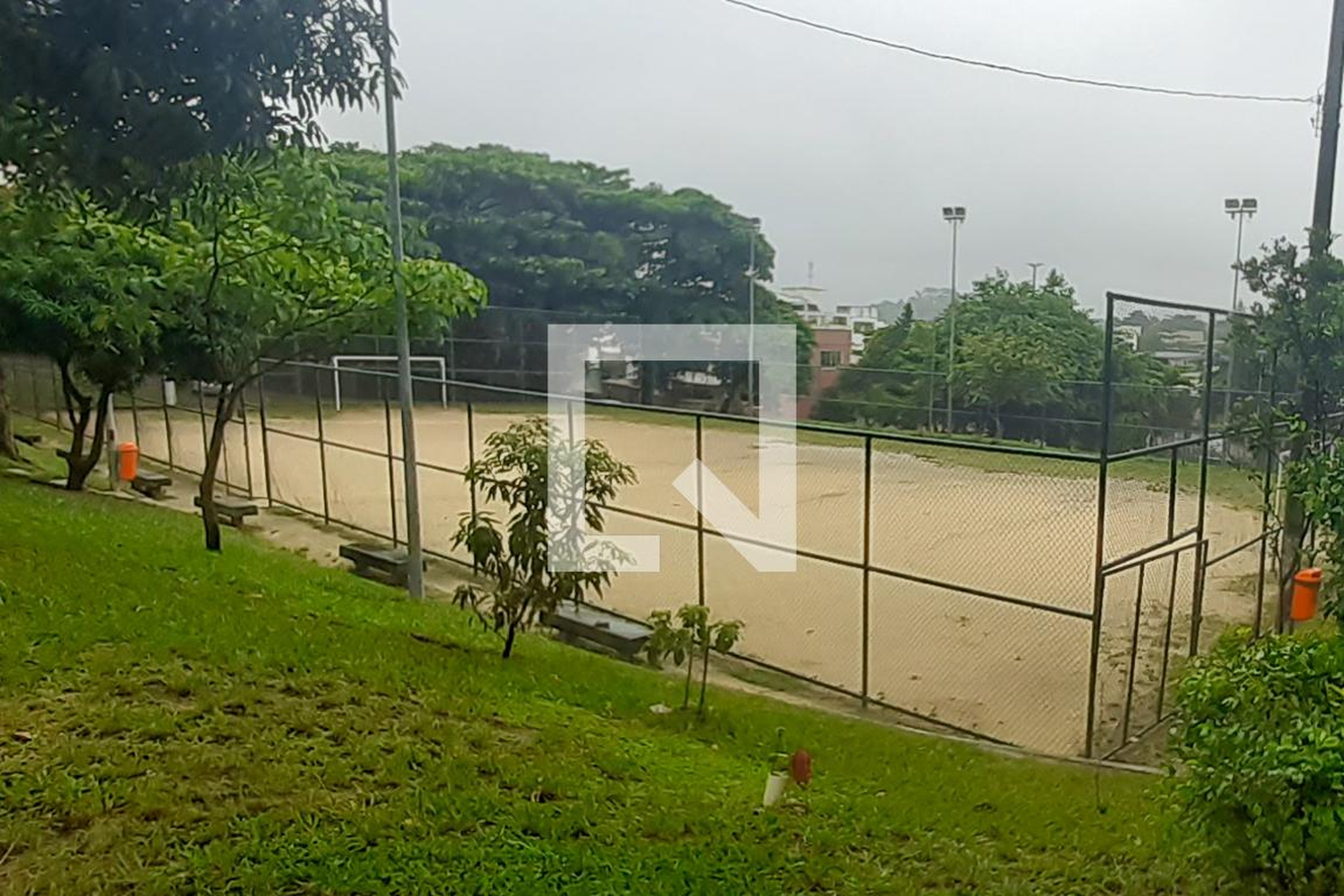 Campo de Futebol - Bairro Araujo