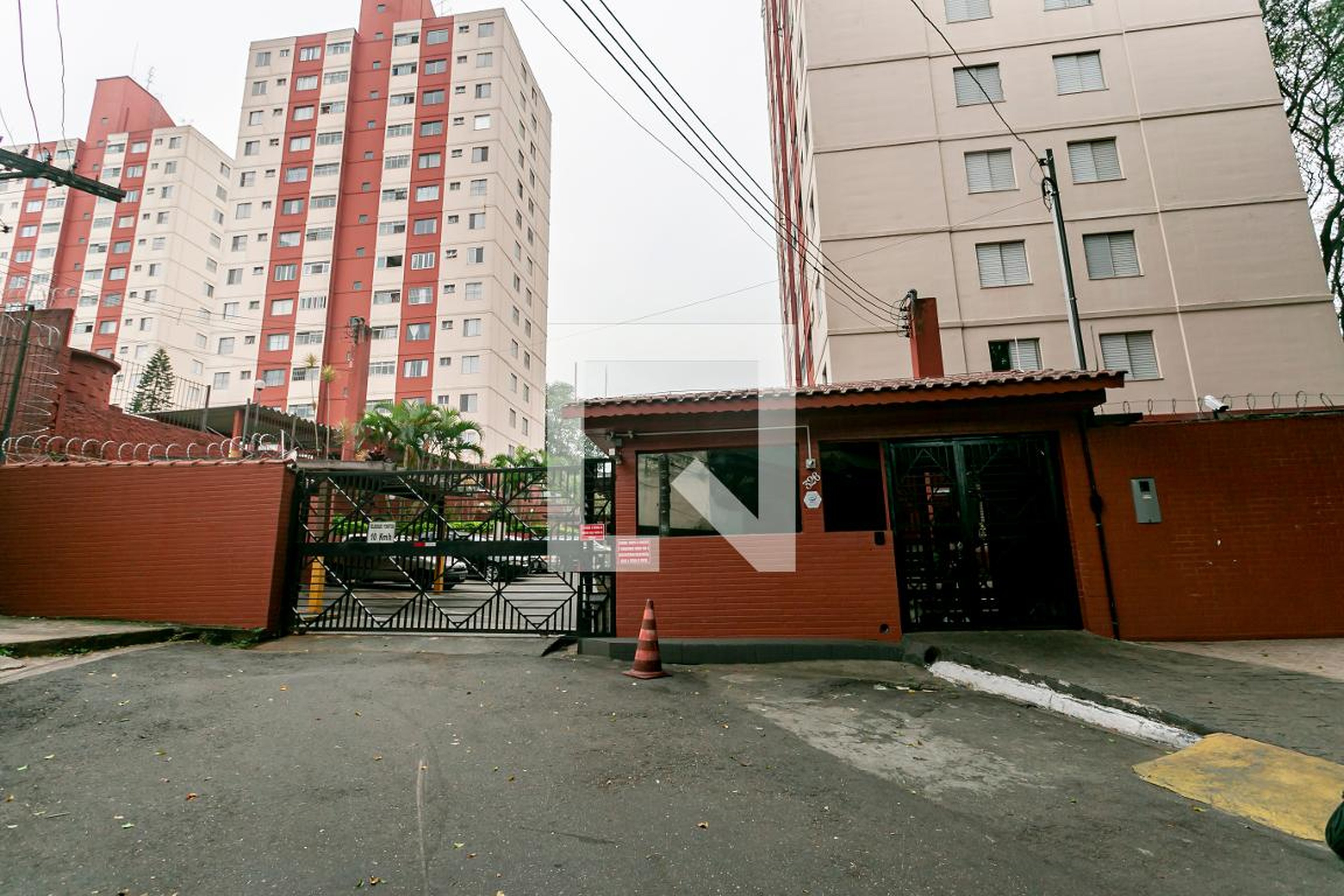 Fachada Condomínio Jardim Tropical