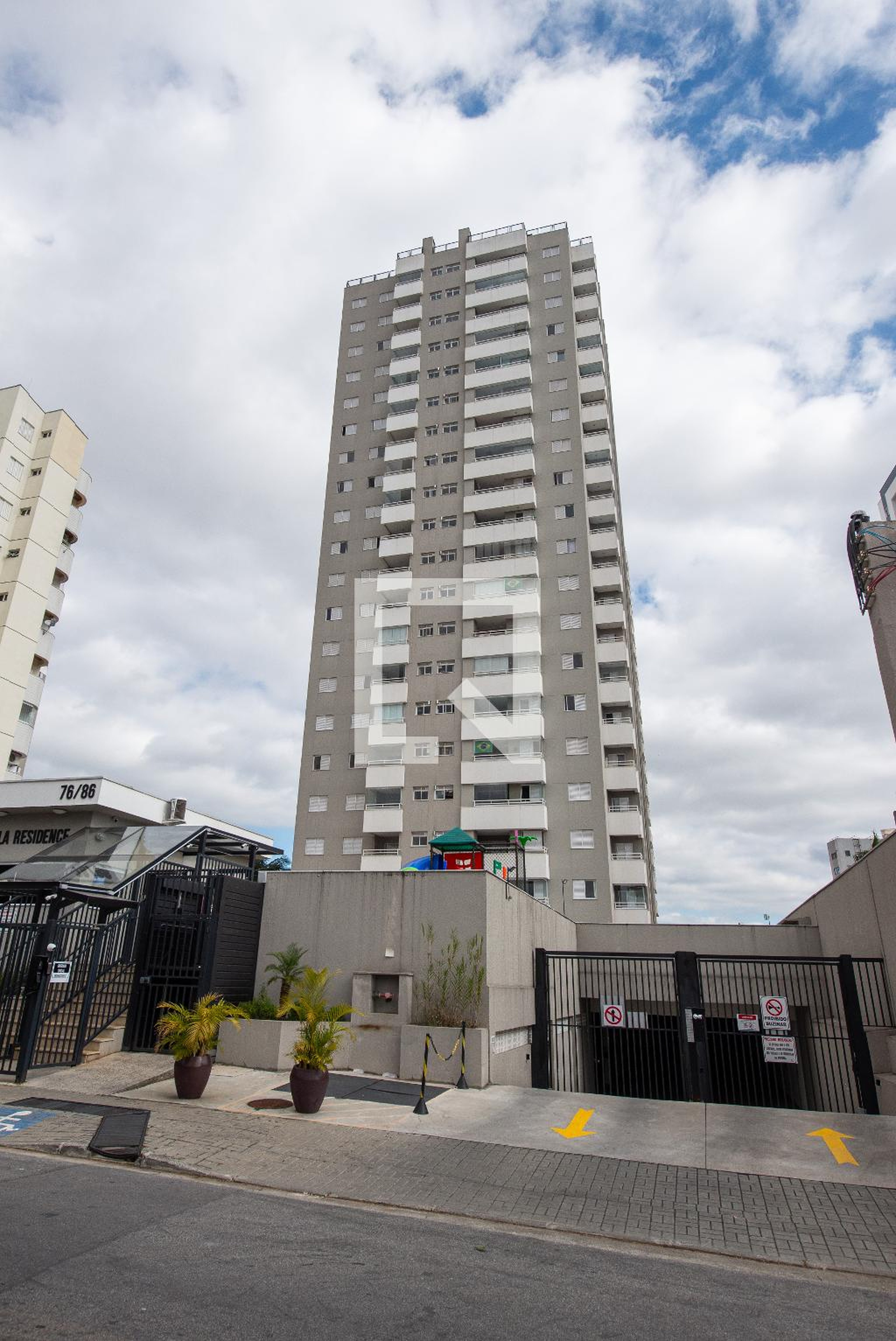 Fachada do Prédio Condomínio Áquila Residencial