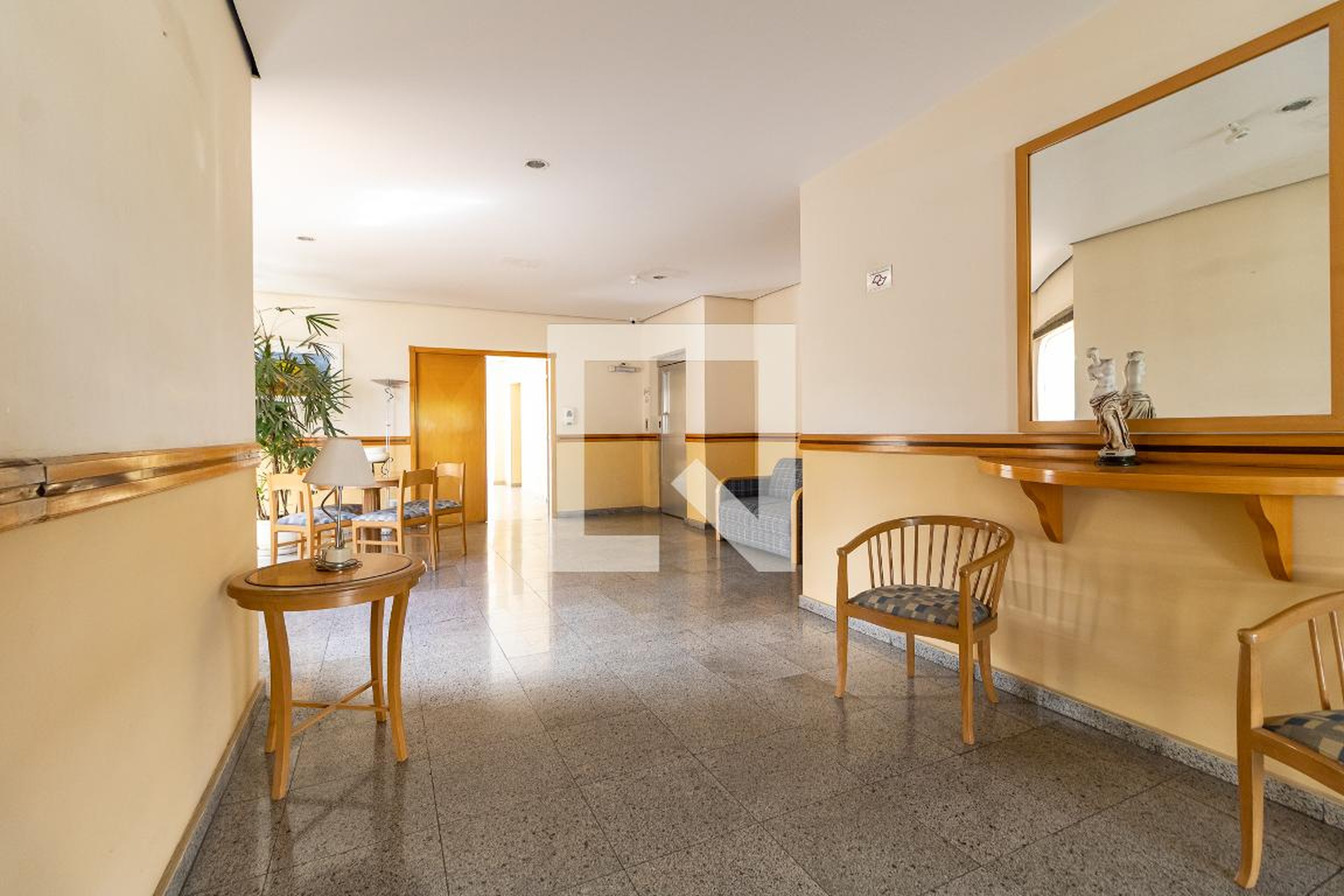 Hall de Entrada - Edifício Luiz Felipe