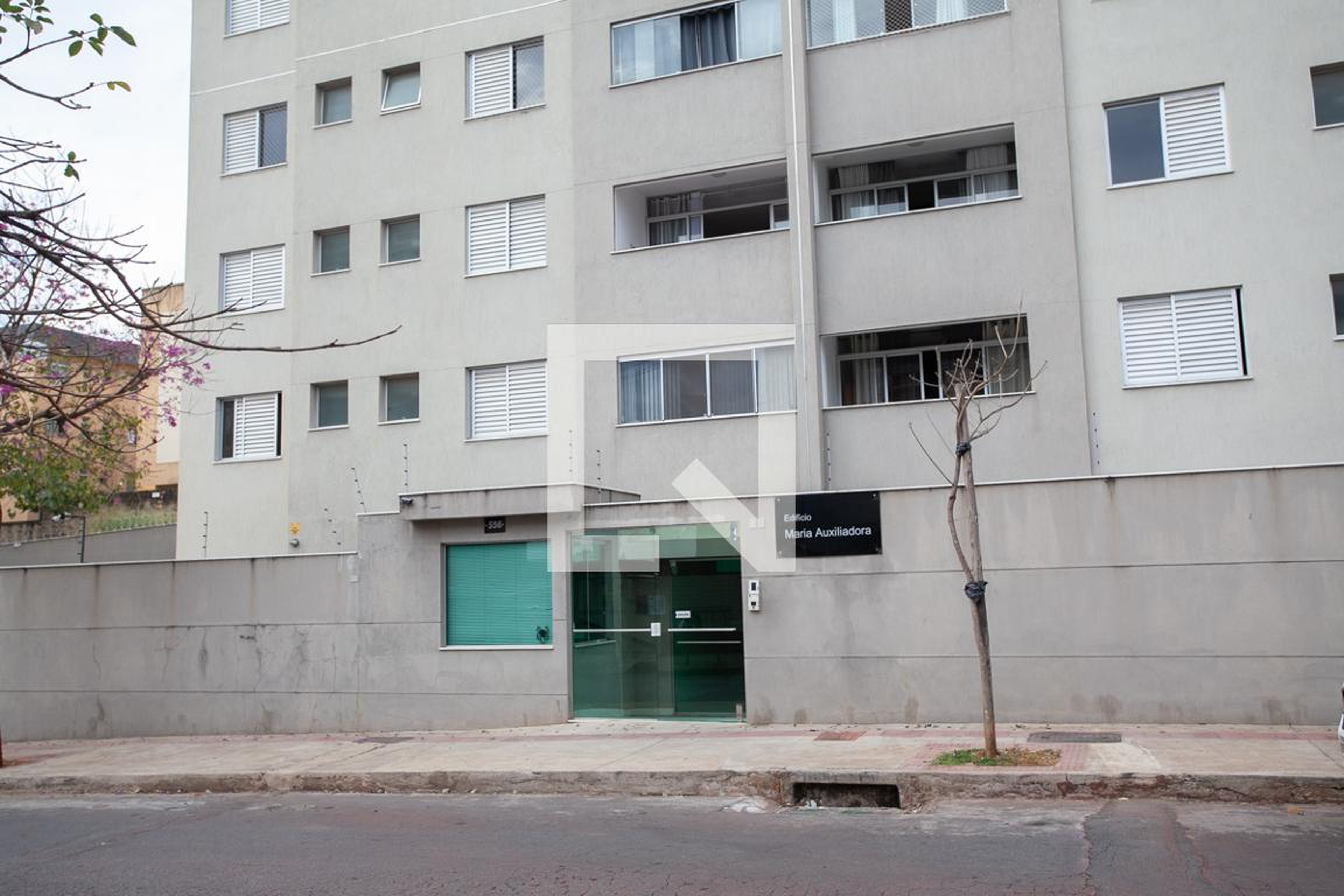 Fachada Condomínio em Rua Raul Seixas, 556