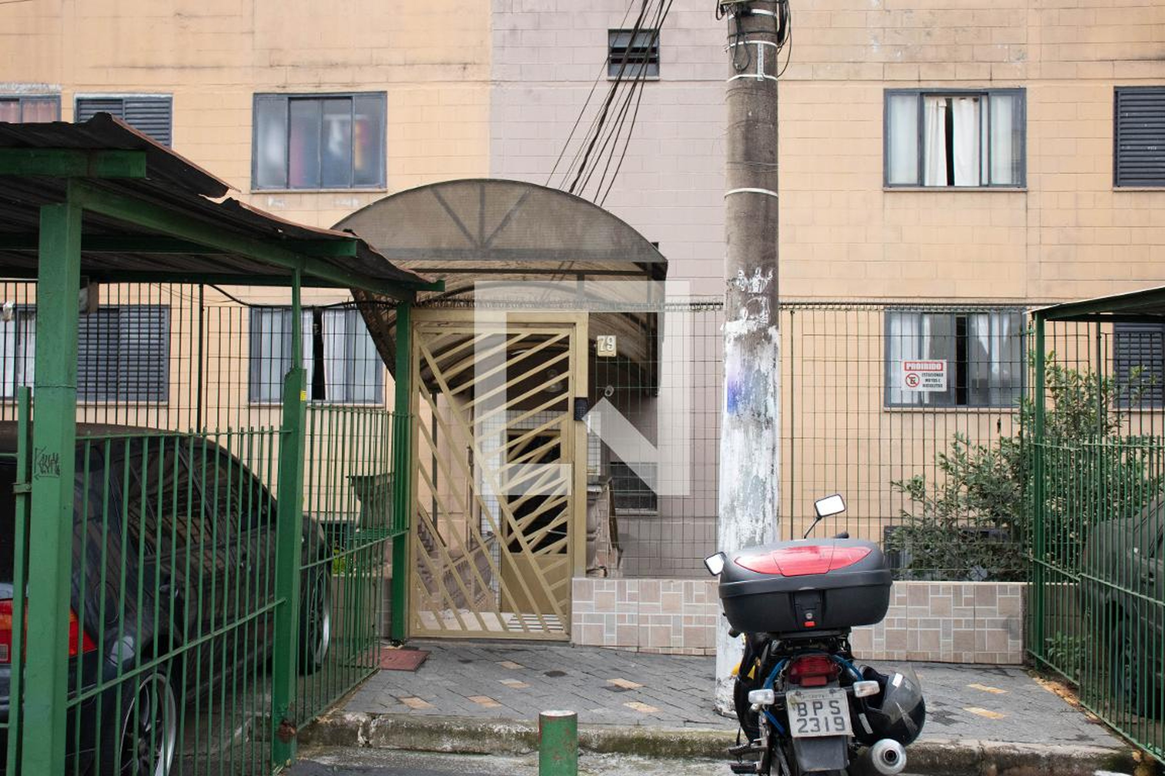 Fachada do Prédio Condomínio Conjunto Habitacional Alamandas 1