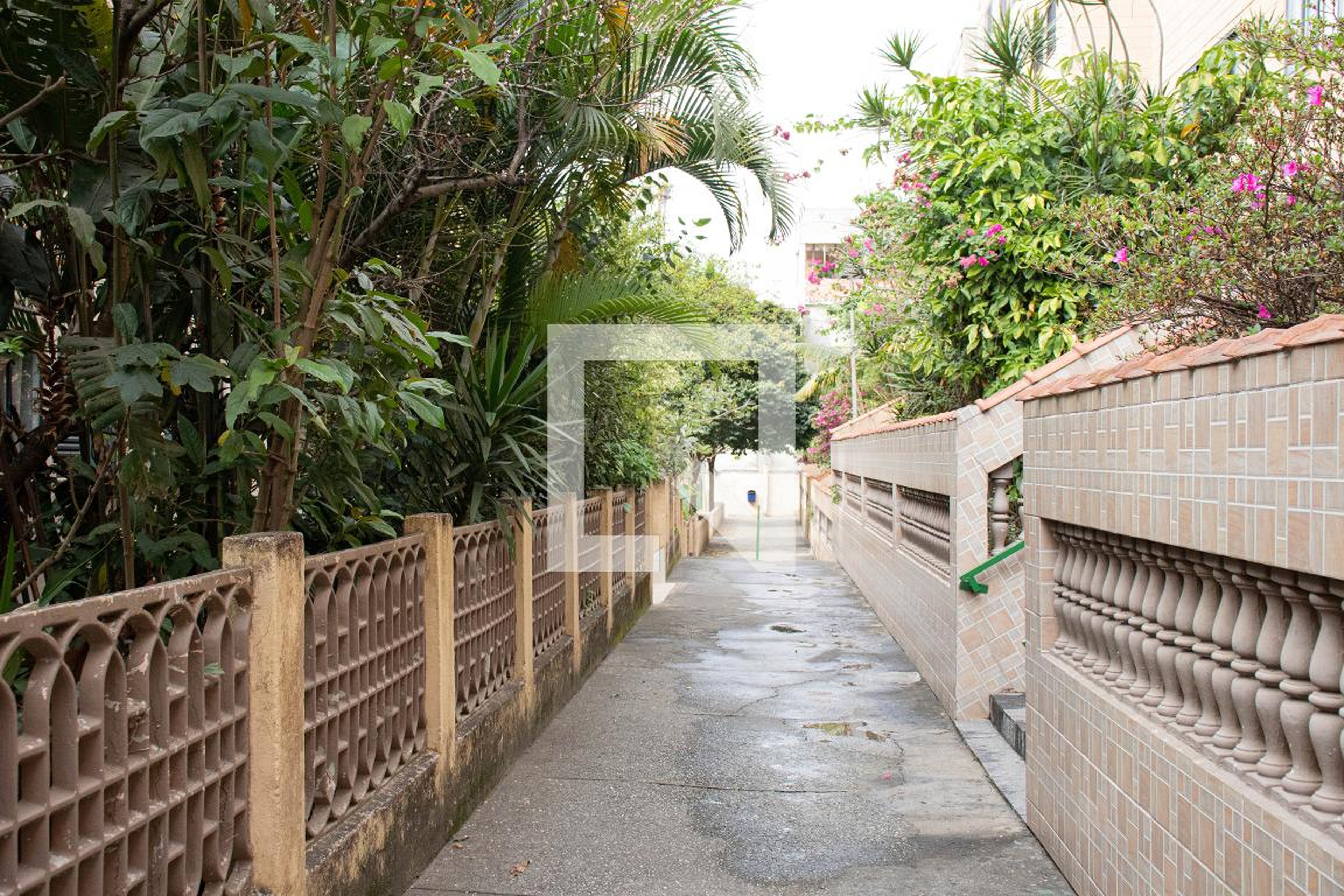 Área comum - Conjunto Habitacional Alamandas 1