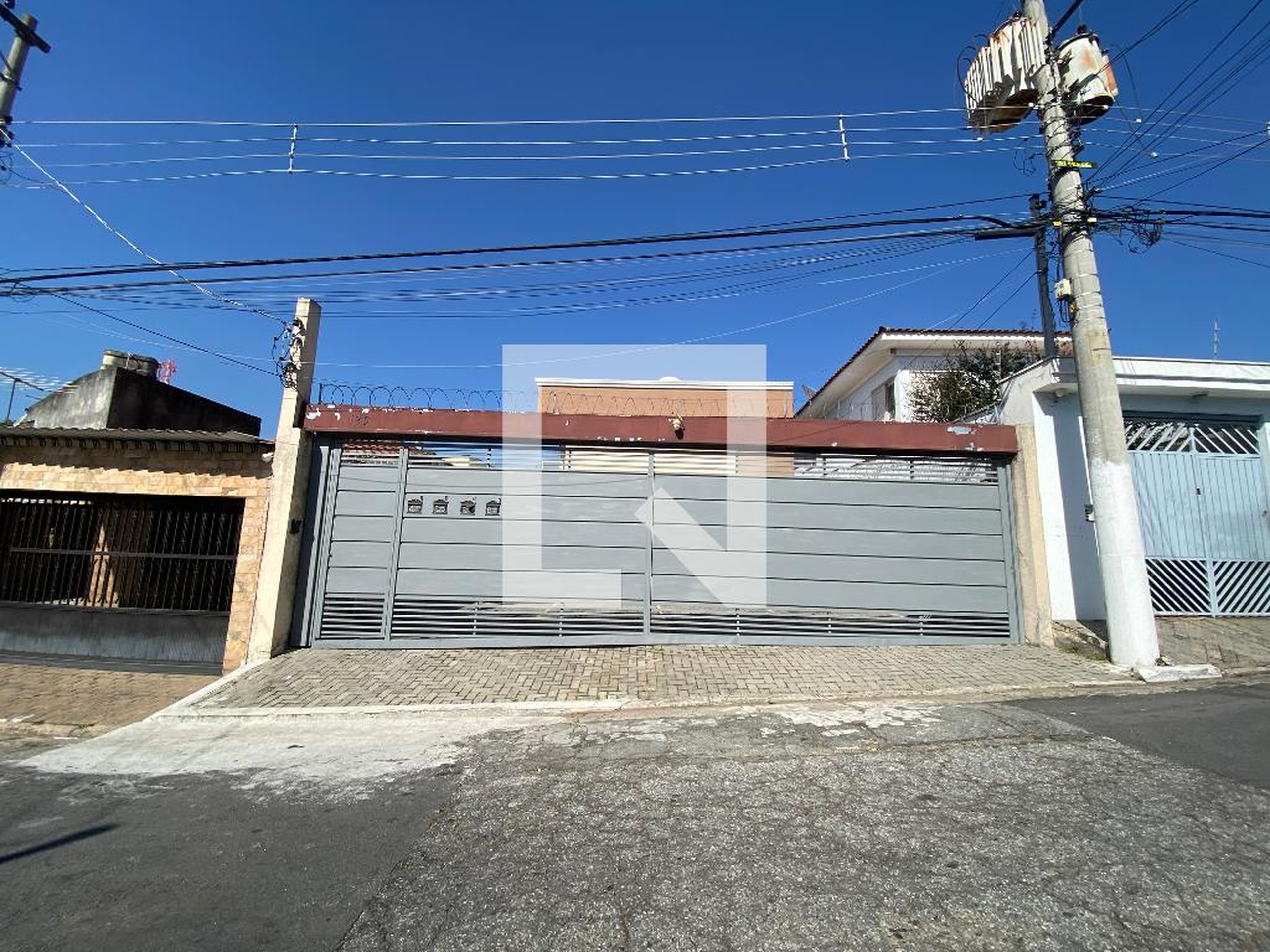 Fachada Condomínio em Rua Maria Setúbal, 129