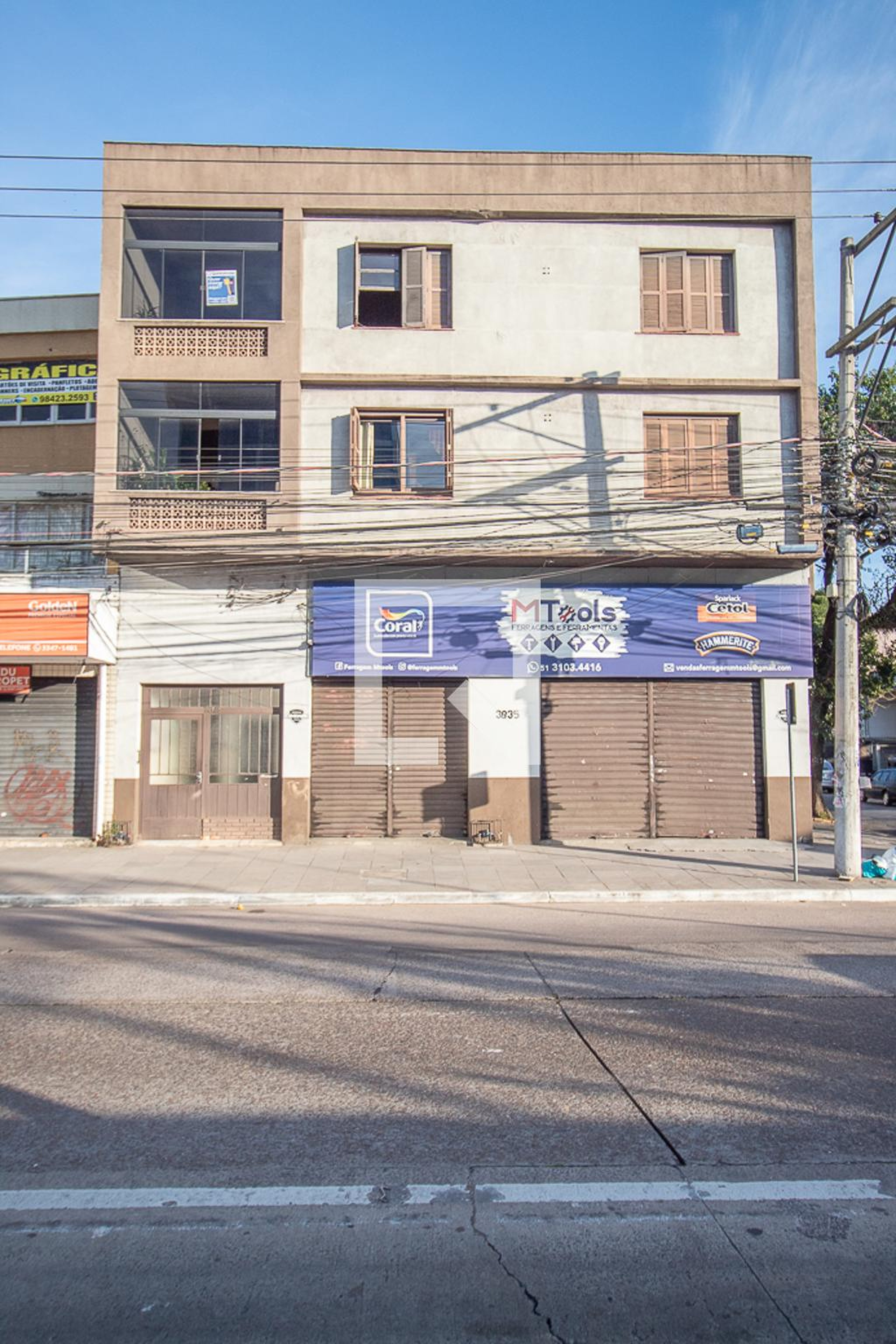 Fachada Condomínio em Avenida Assis Brasil, 3841