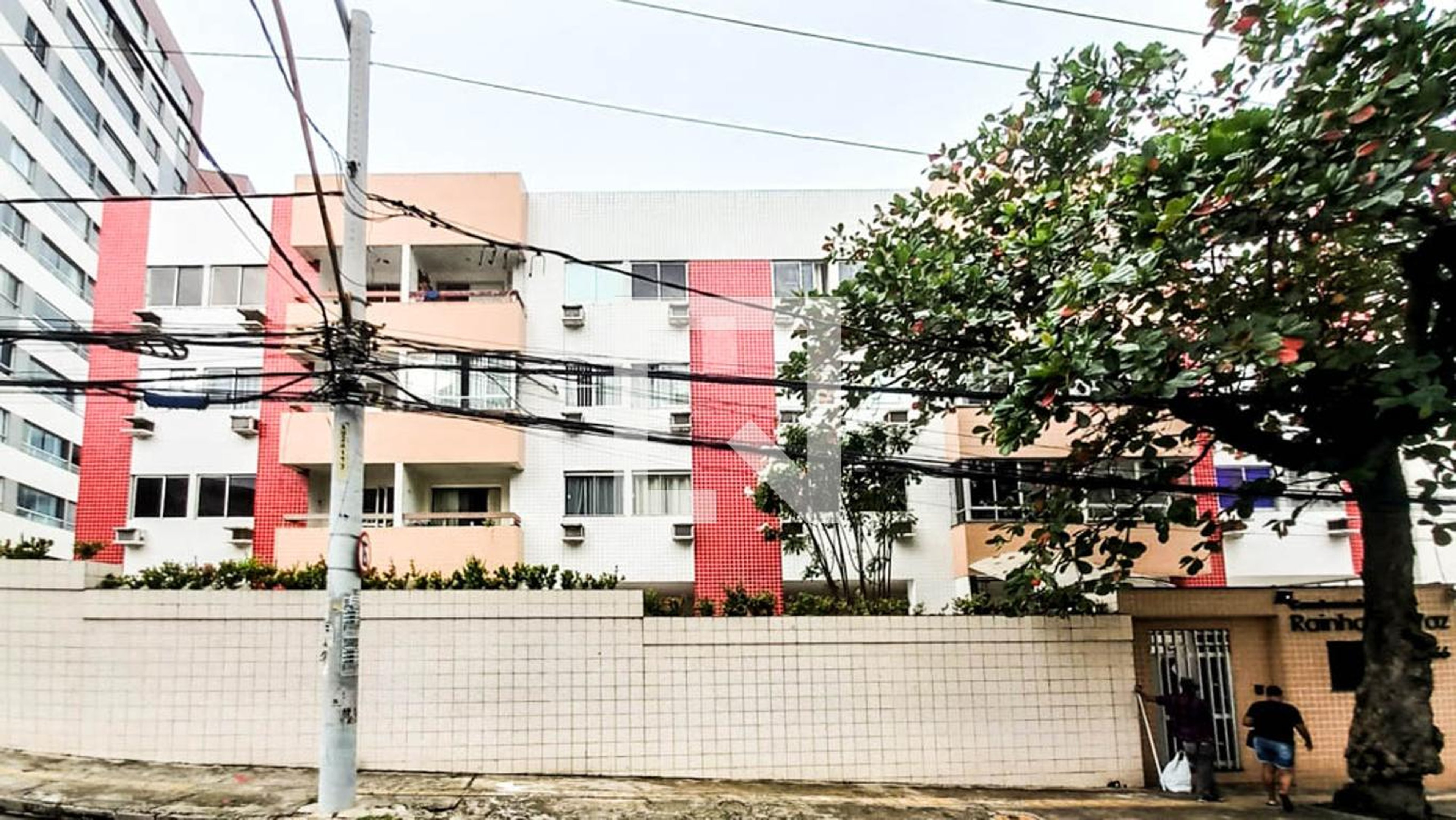 Fachada do Prédio Condomínio Rainha da Paz