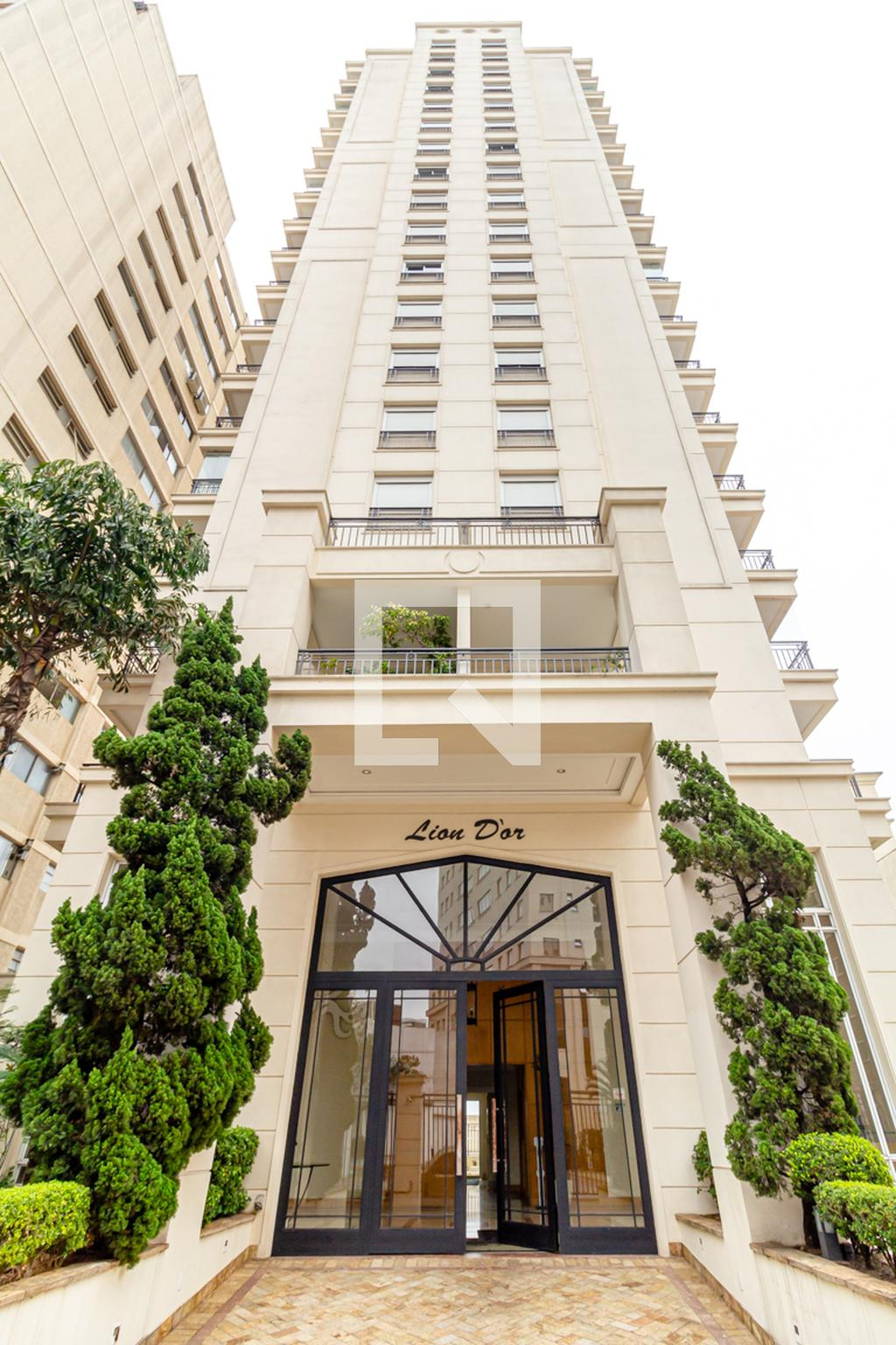 Fachada Edifício Lion D'Or Residences  Angelica