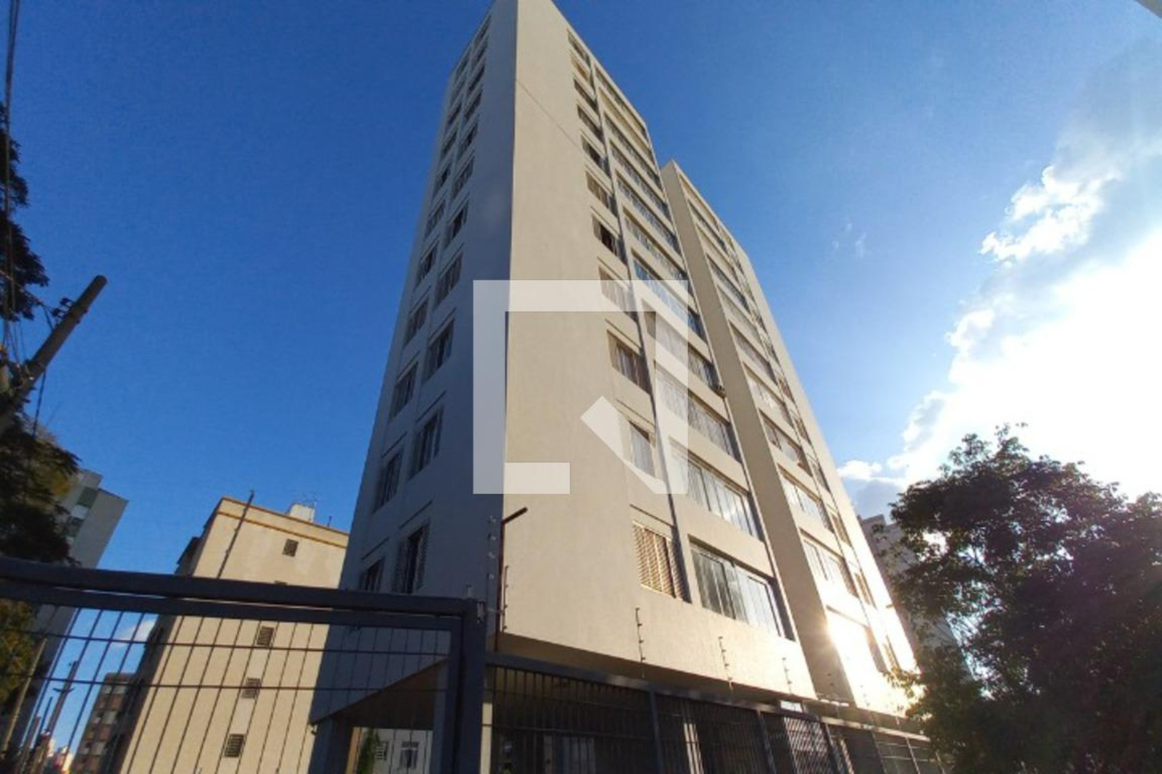 Fachada do Prédio Condomínio Santa Cruz