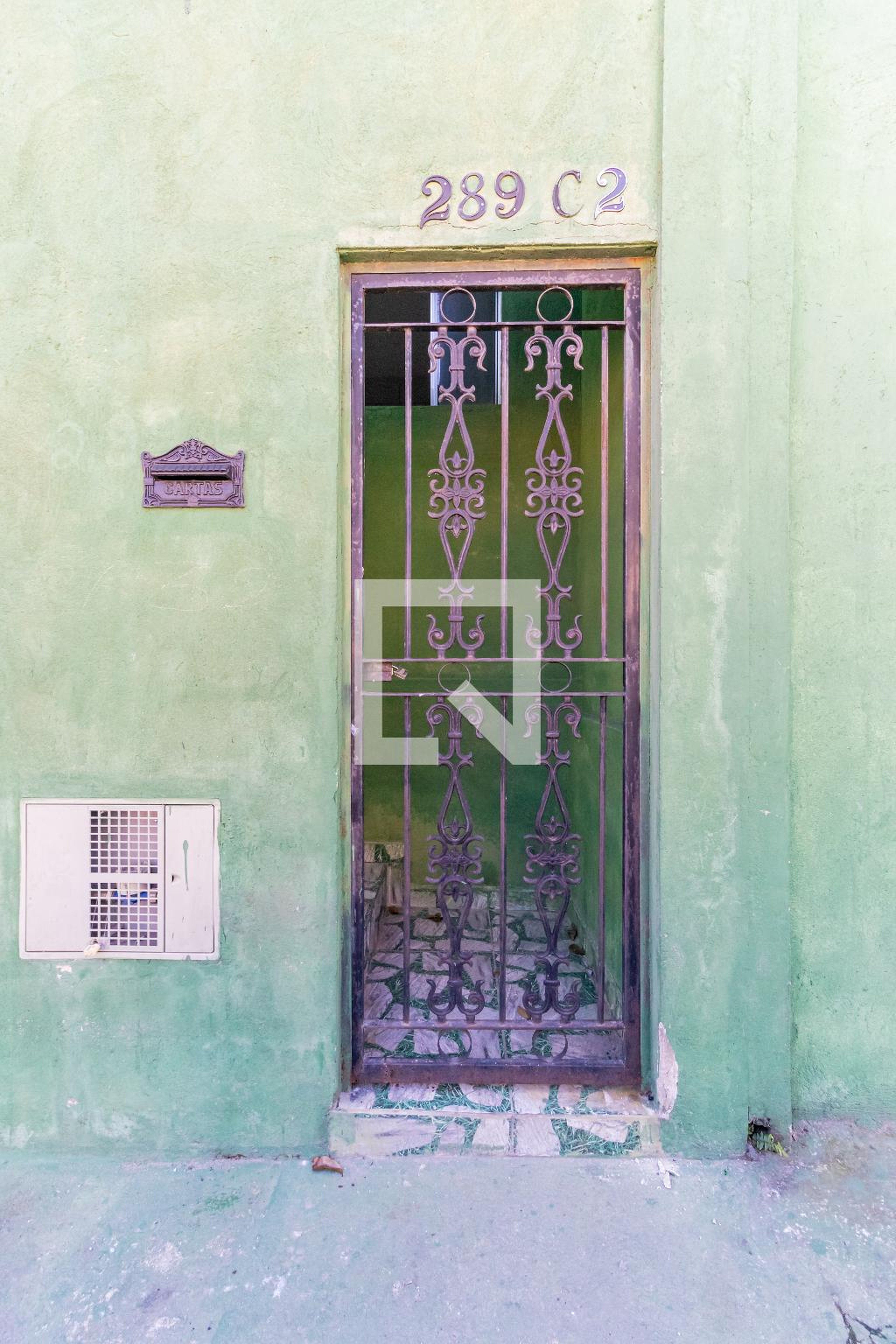 Fachada Condomínio em Rua Antônio Dias Adorno, 289