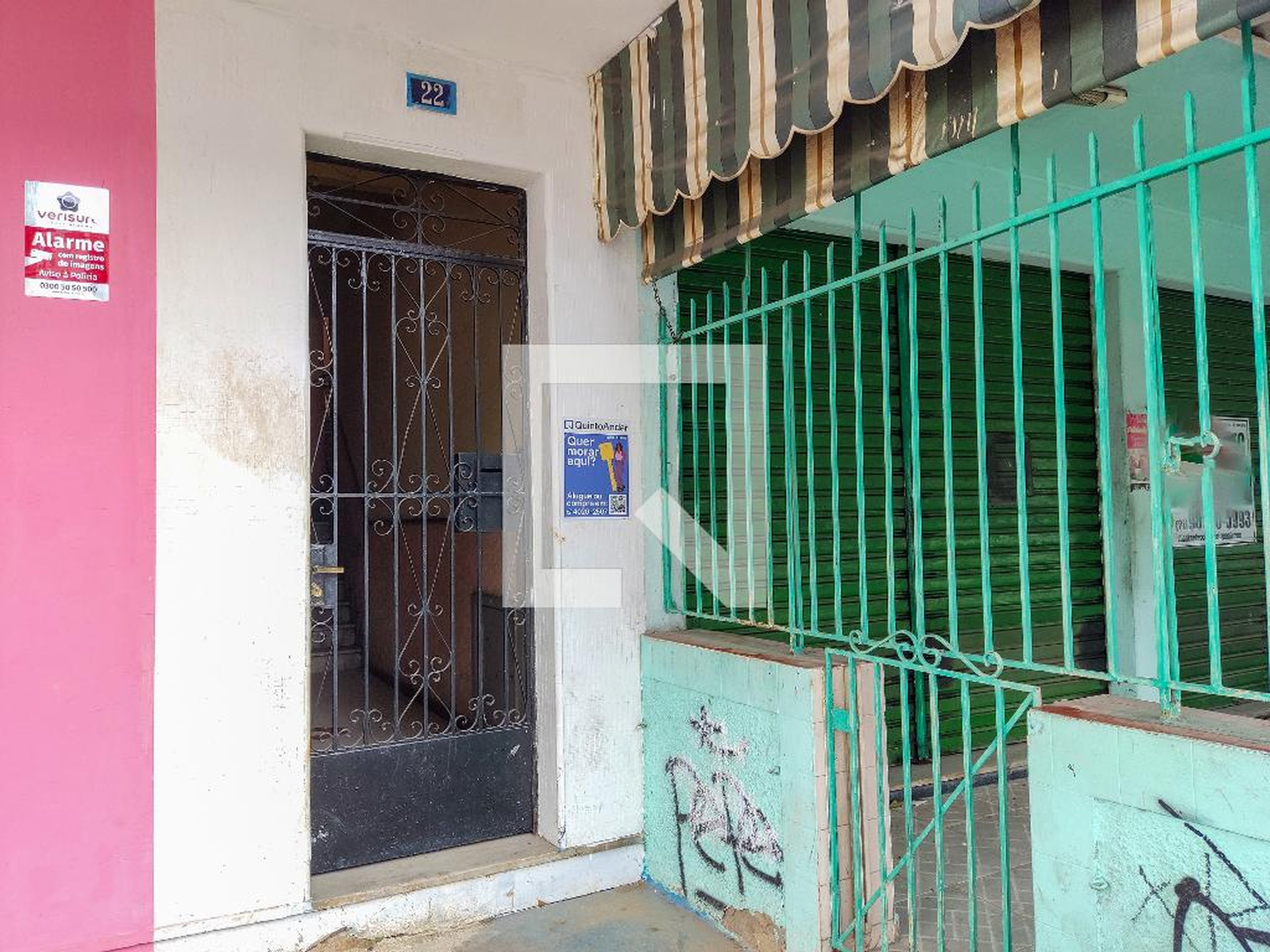 Fachada do Prédio Condomínio em Rua Capitão Jesus, 22