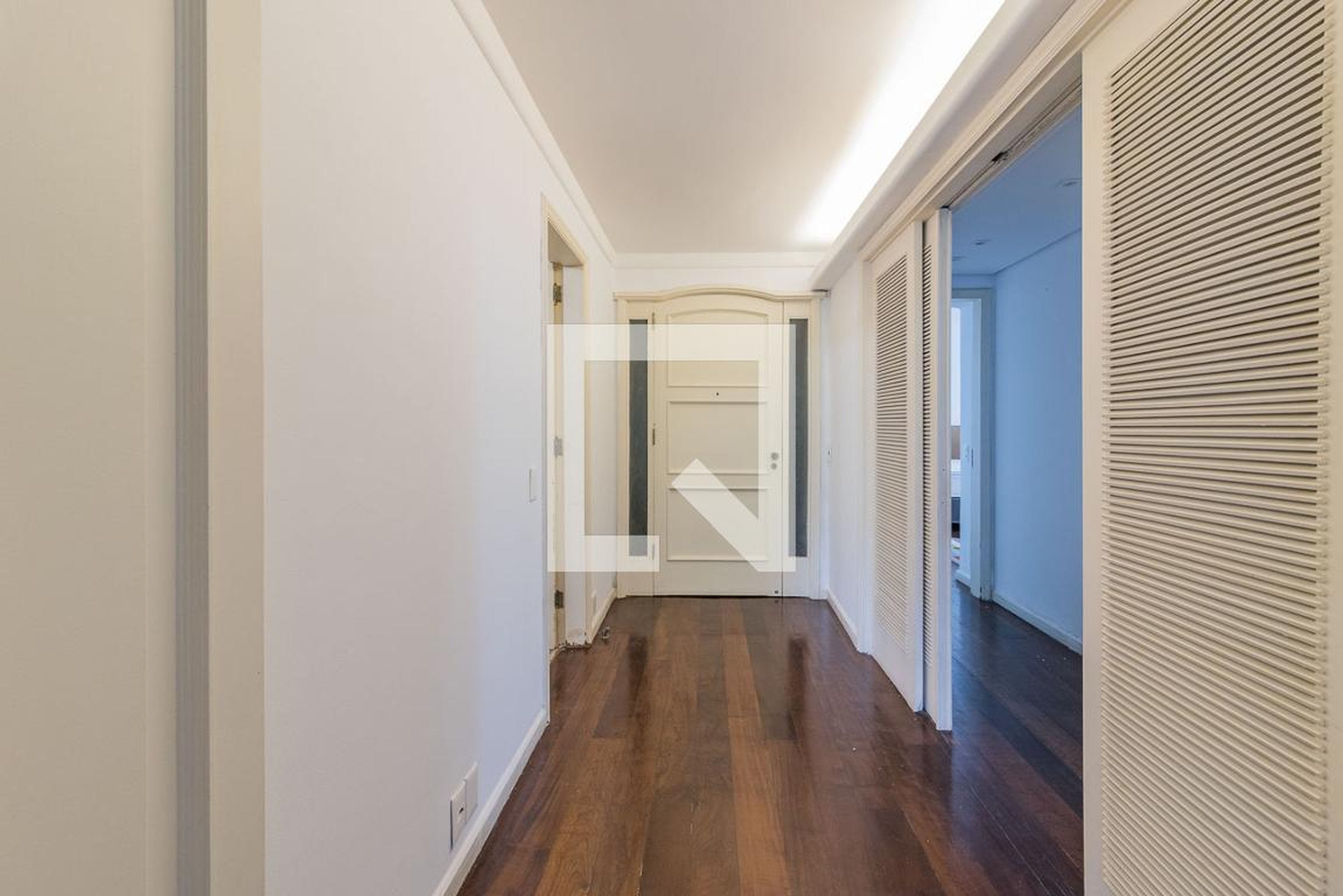 Hall de entrada - Edifício Barão de Três Serros