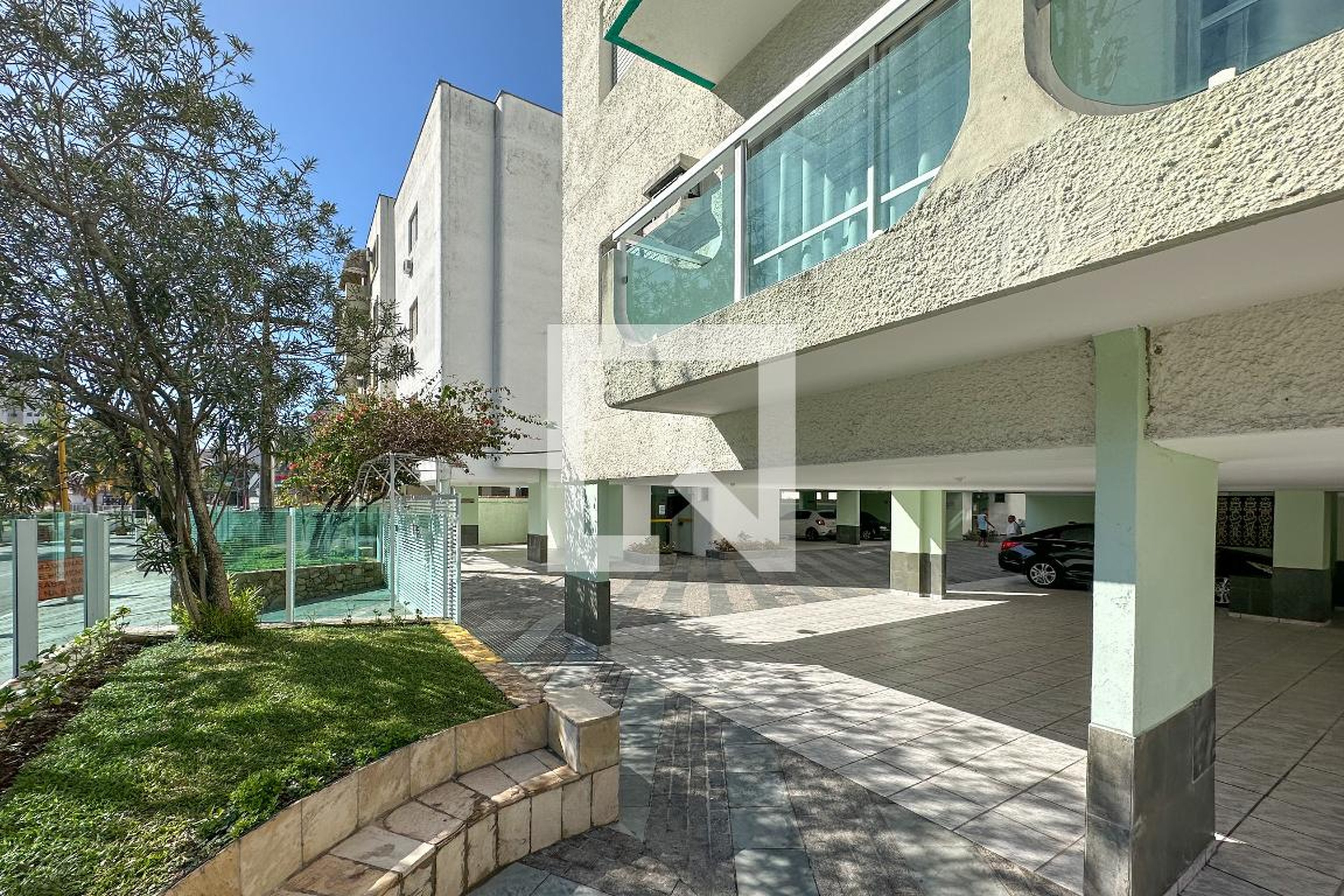 Fachada Condomínio King George