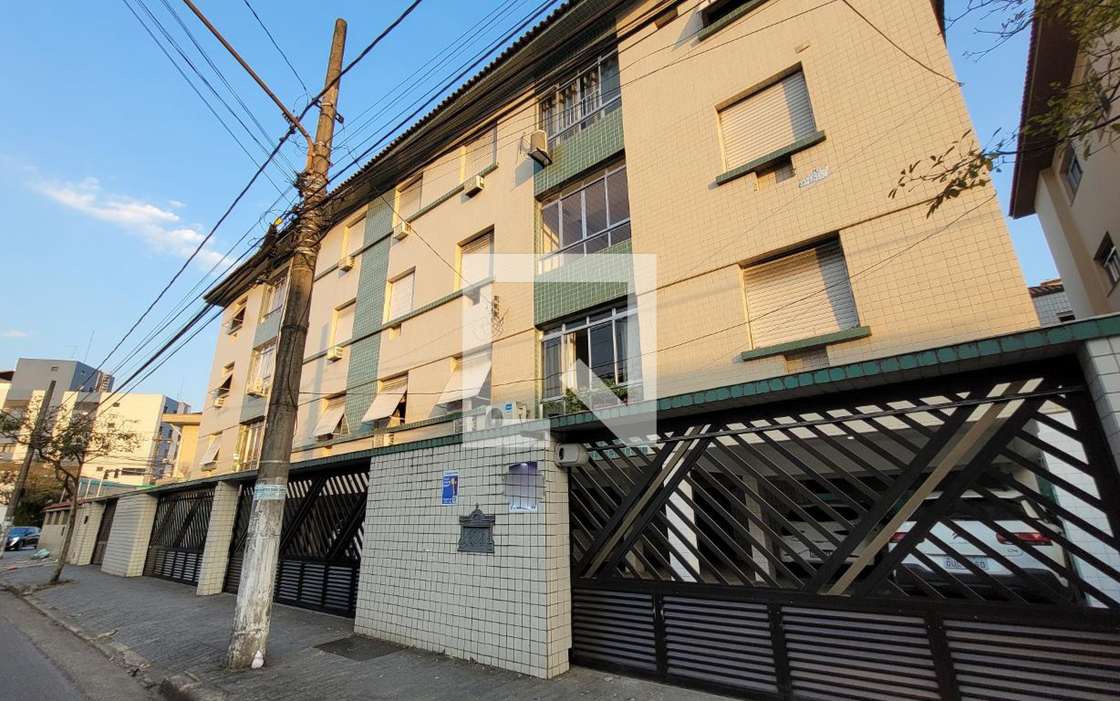 Fachada Condomínio em Rua Doutor Estácio Corrêa, 45