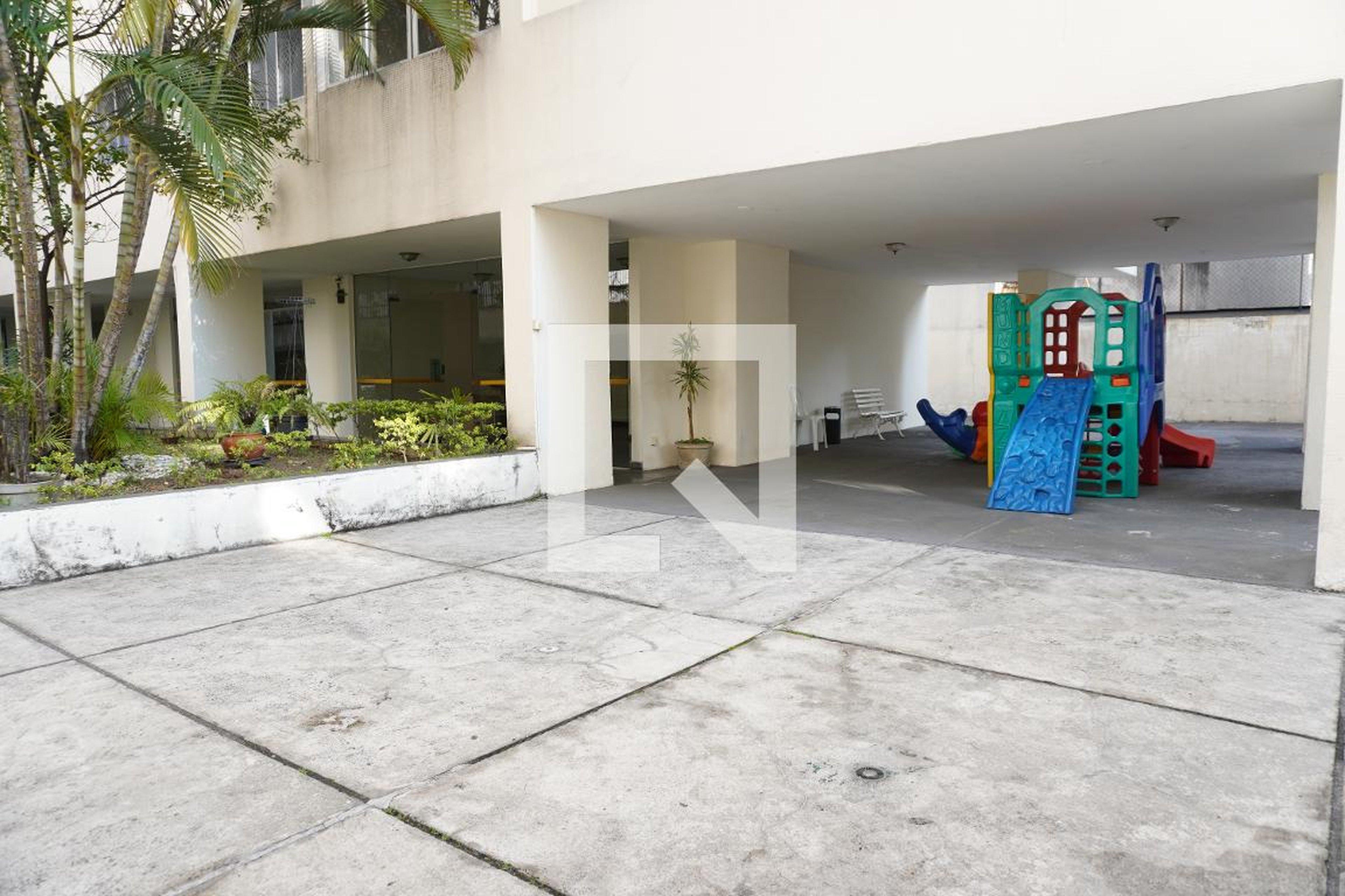 Área comum - Claudia Maria