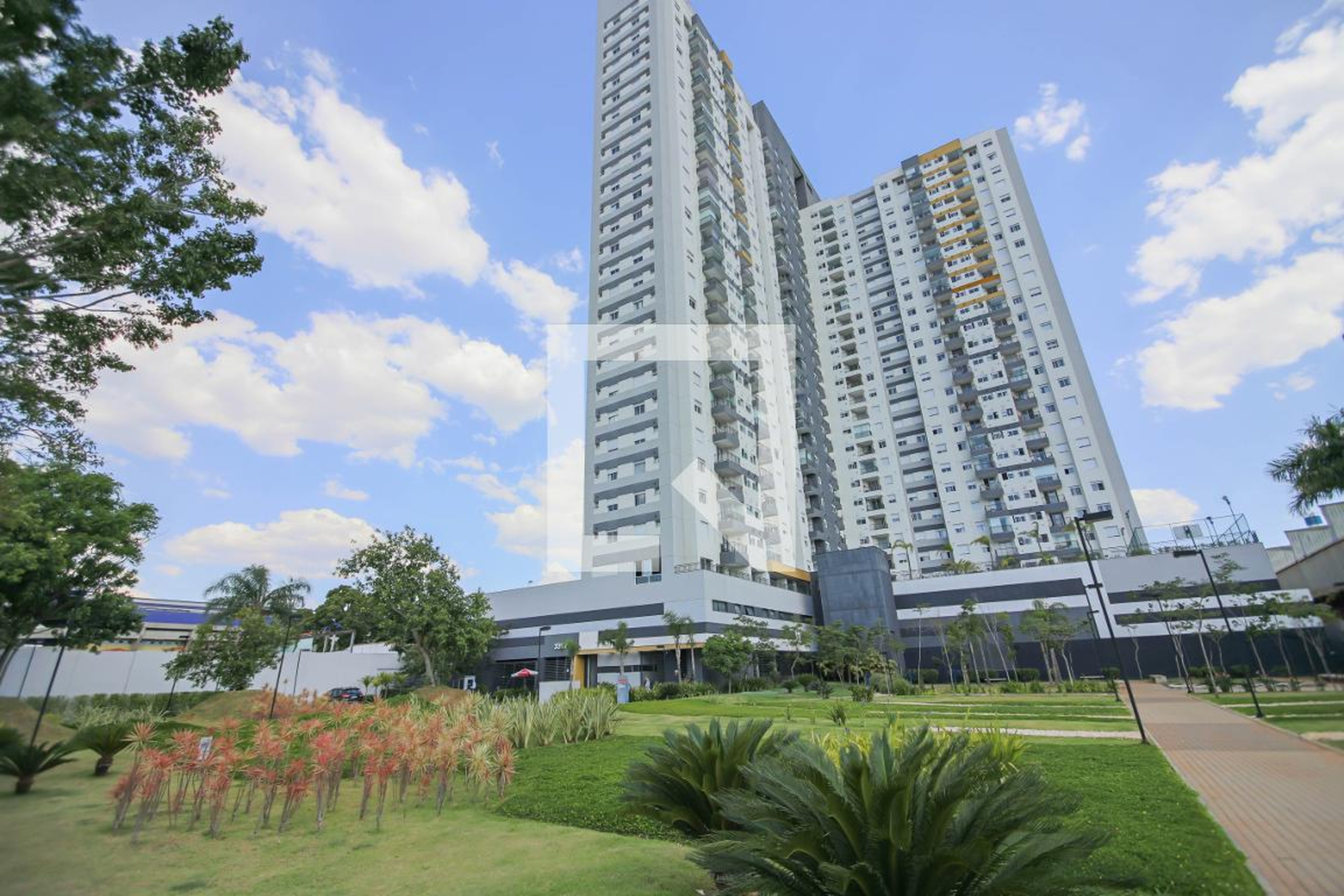 Fachada do Condomínio Condomínio Praça Butantã