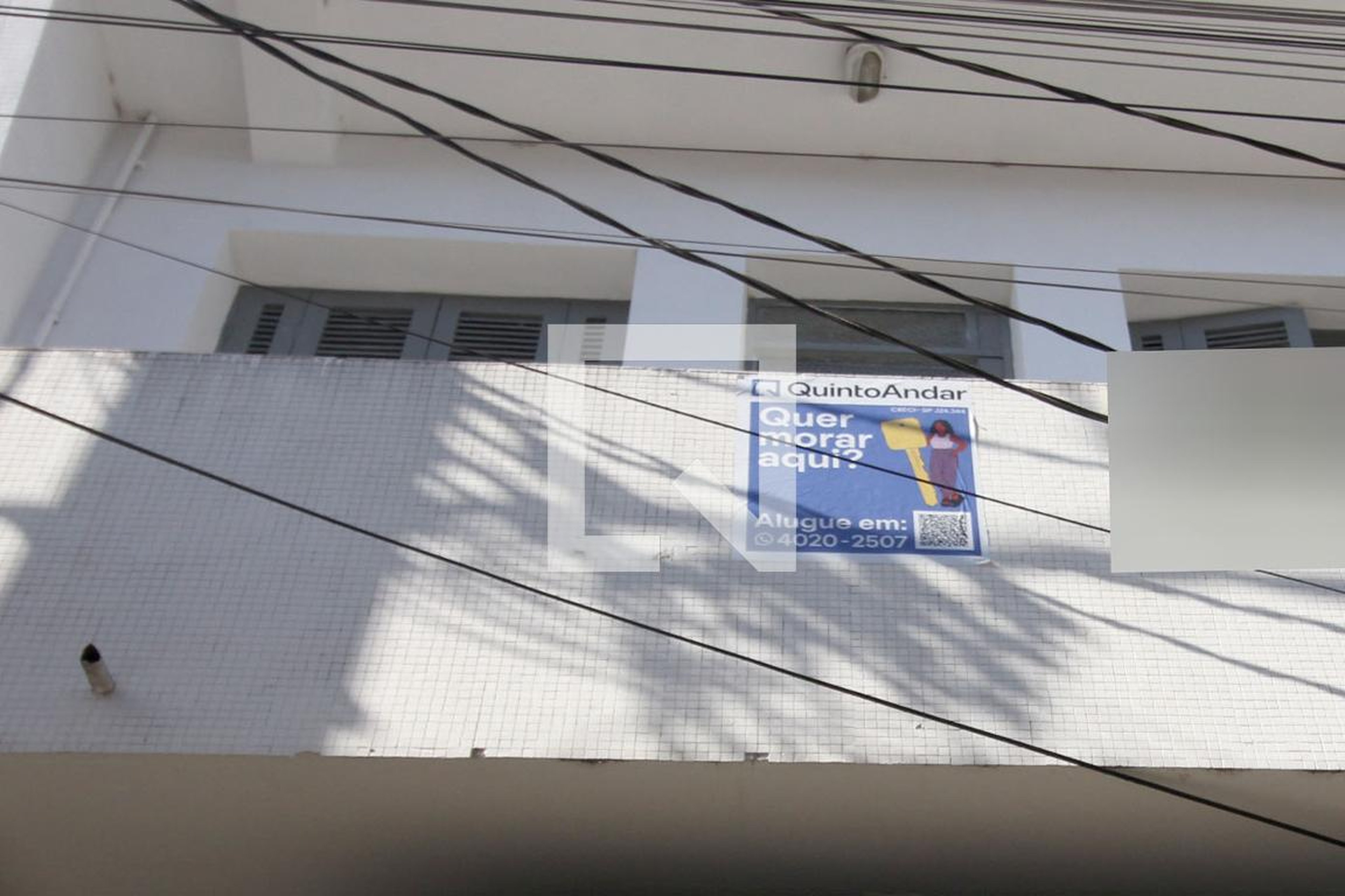 Fachada Condomínio em Rua da Penha, 237