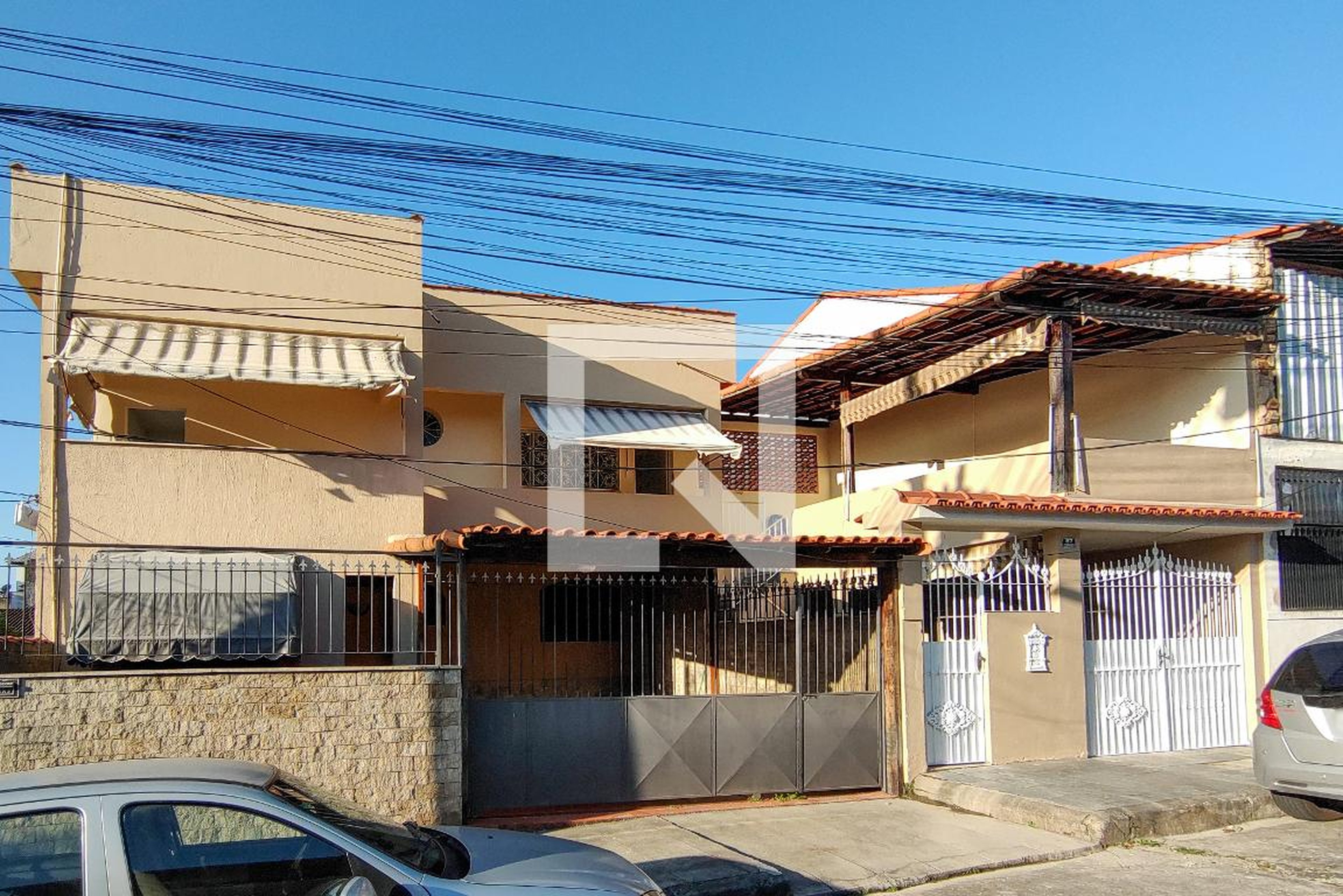 Fachada Condomínio em Travessa Renato Jardim, 87