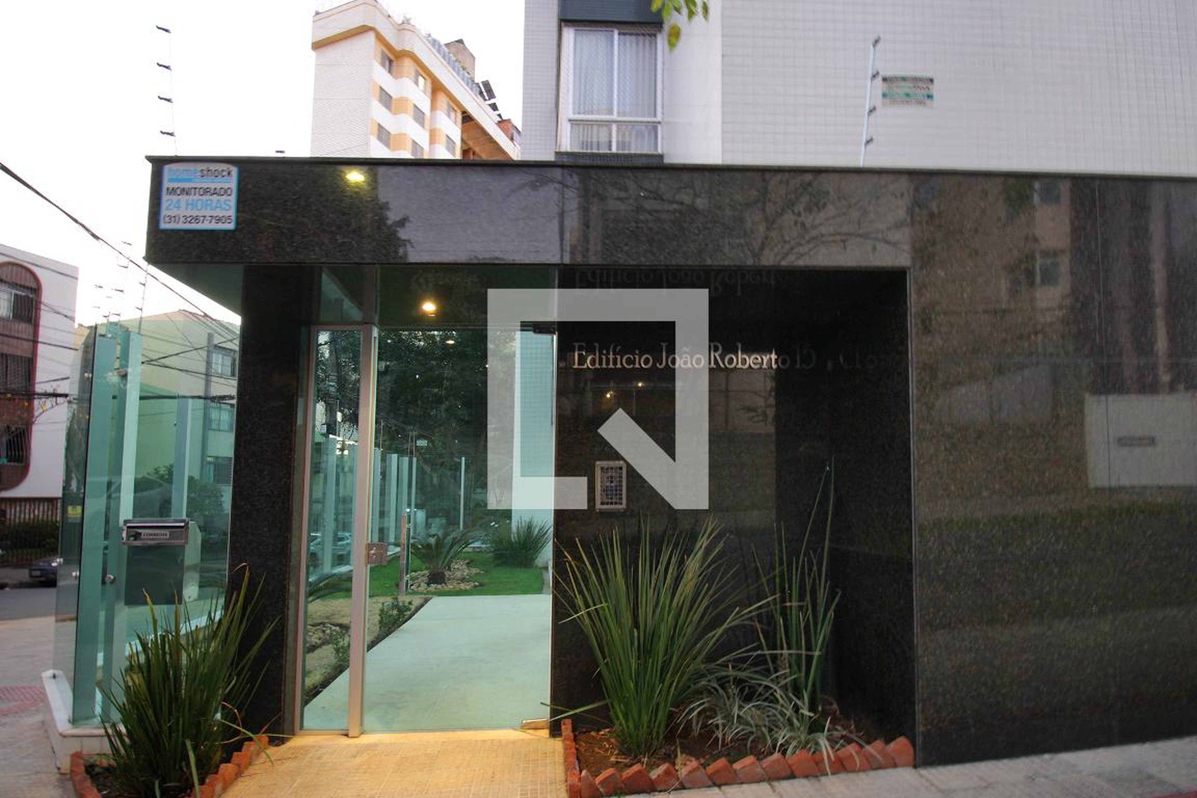 Fachada Edifício Residencial João Roberto