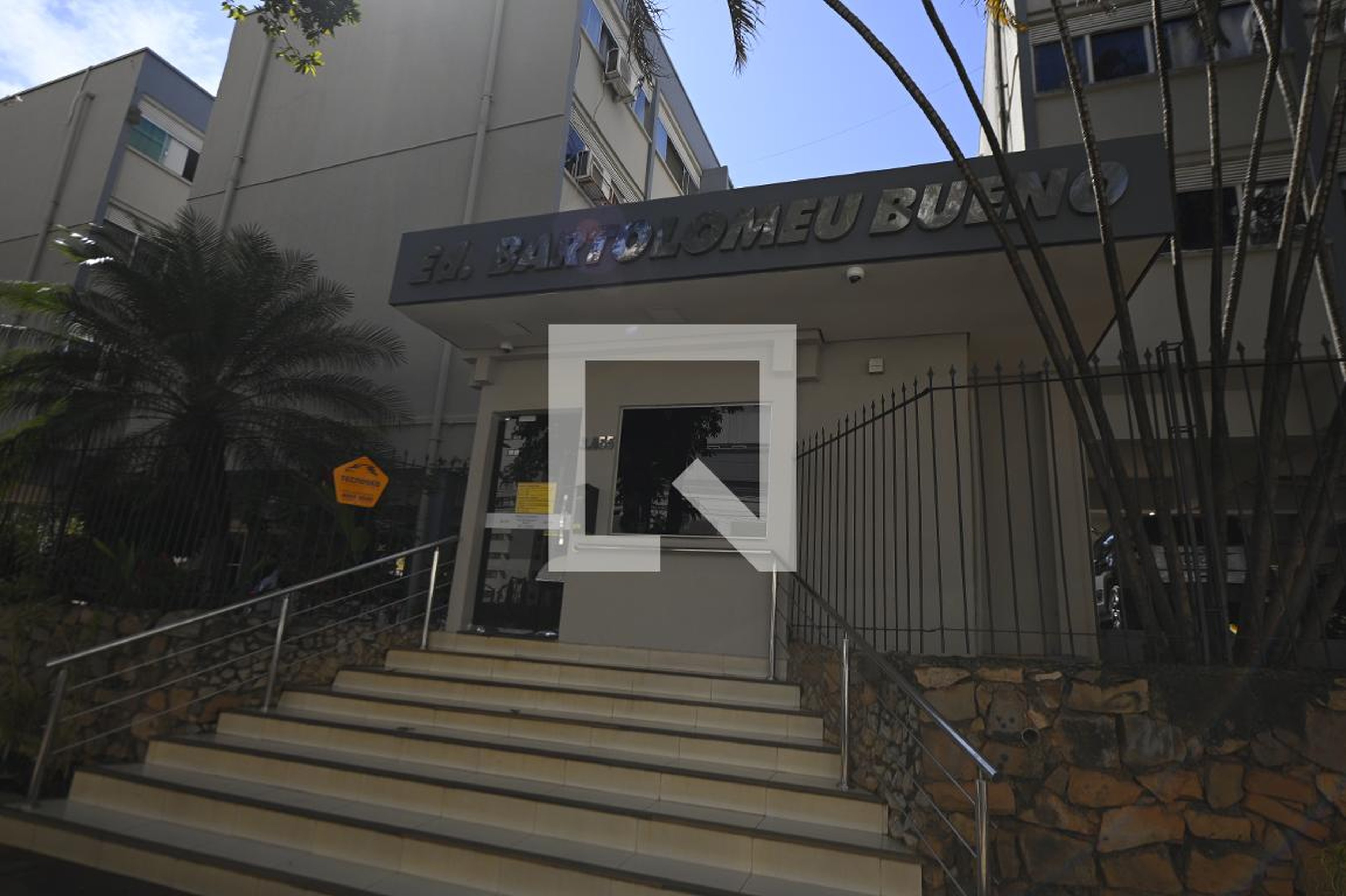 Fachada Edifício Bartolomeu Bueno