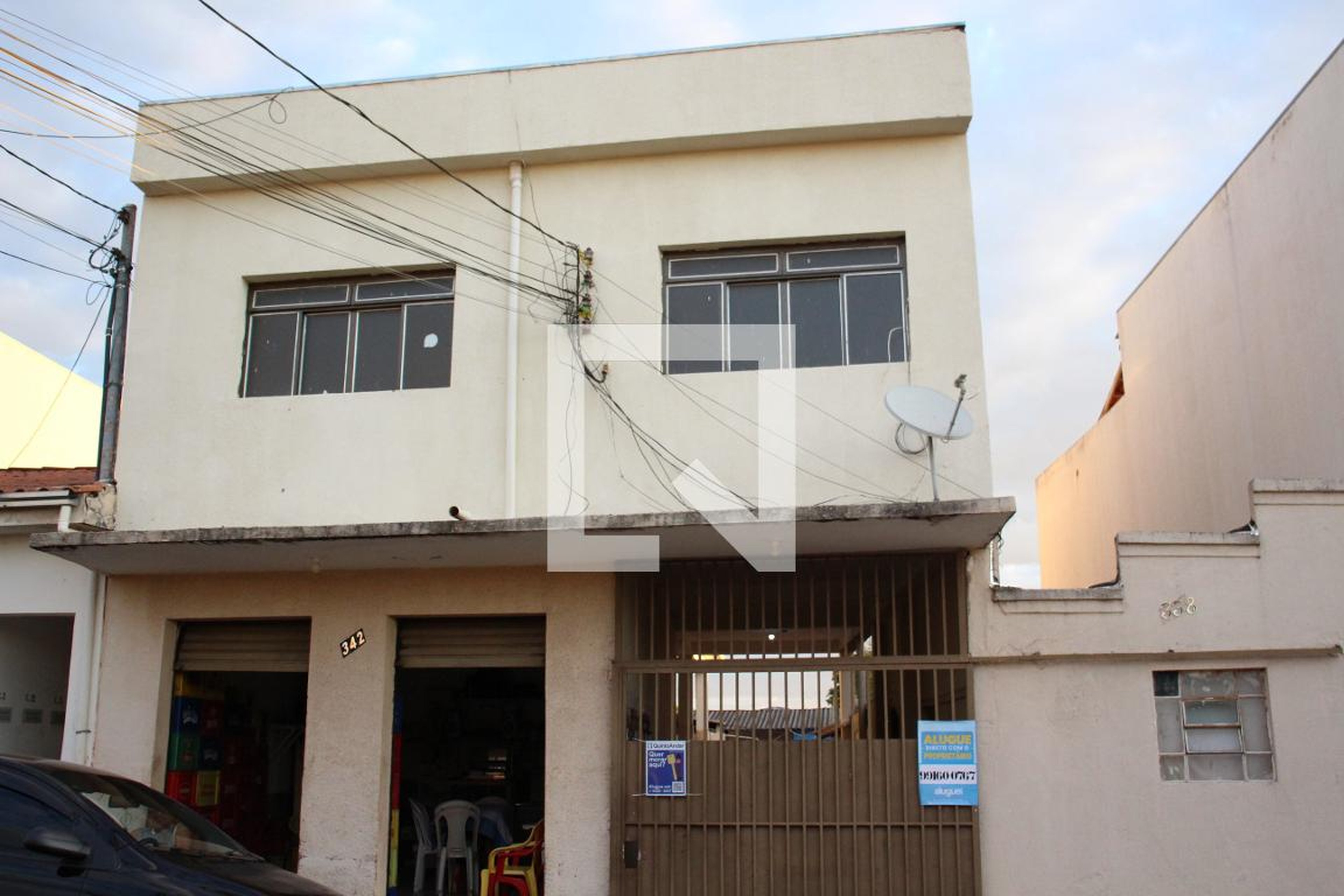 Fachada Condomínio em Rua Ivaldo Alves Nascimento, 338