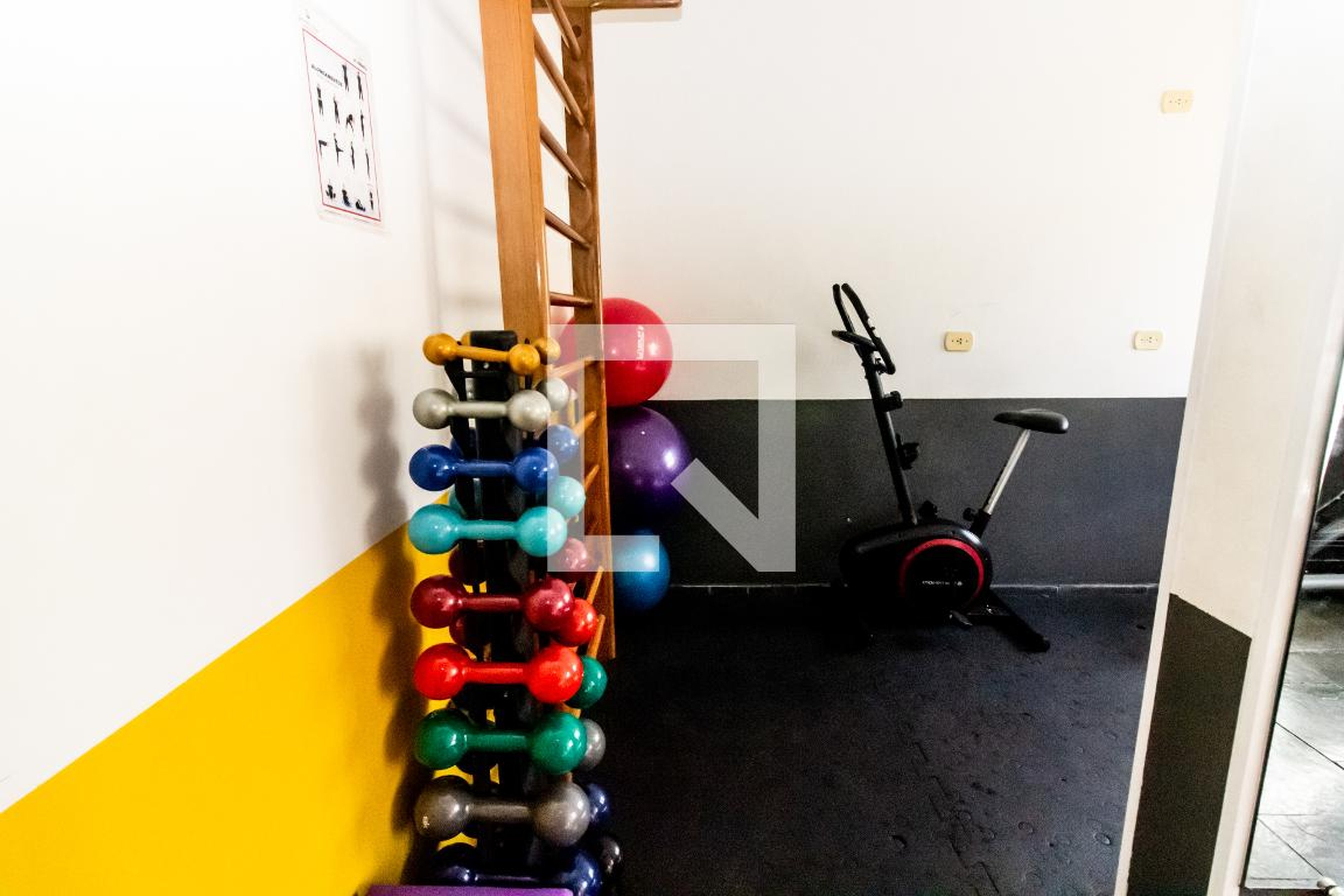 Academia - Residencial Politecnica