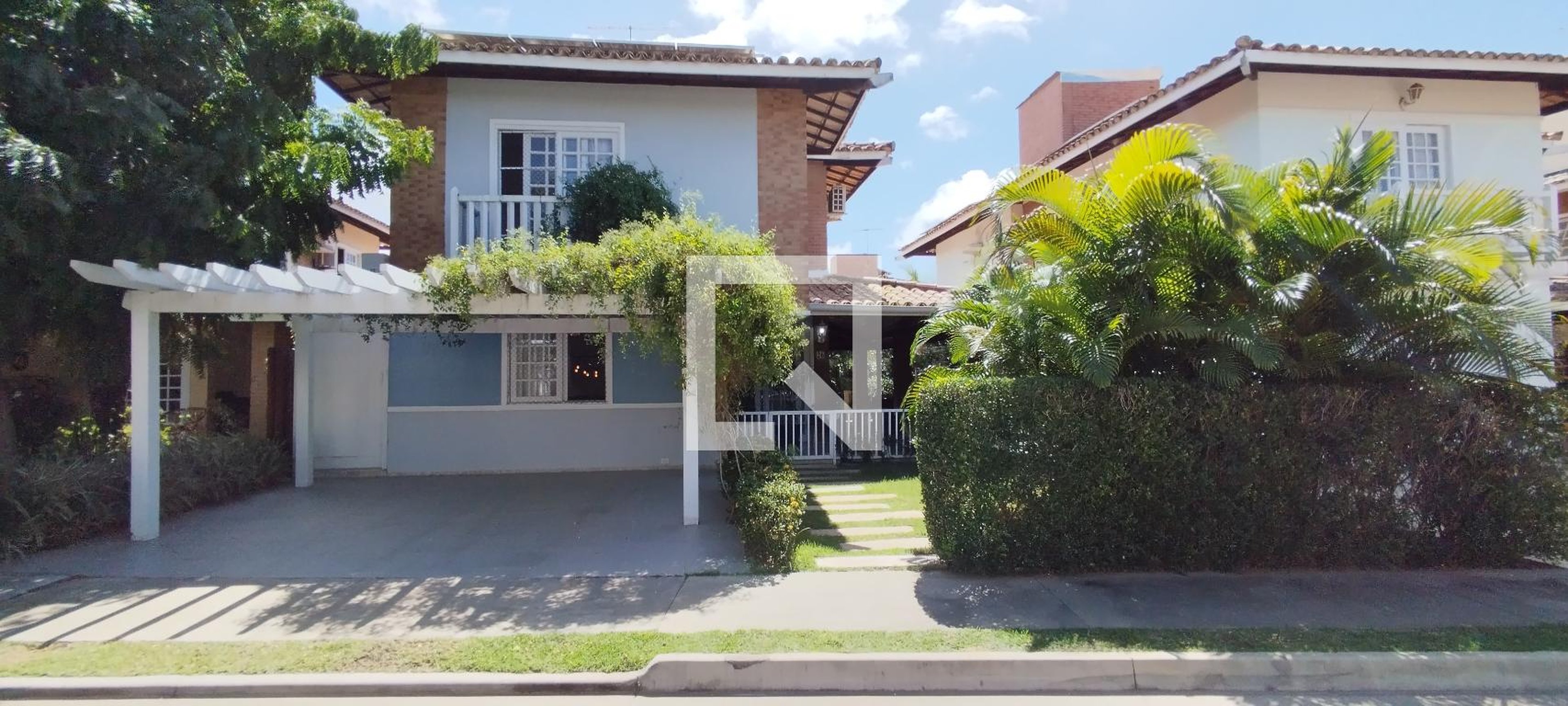 Fachada Condomínio Quatro Rodas