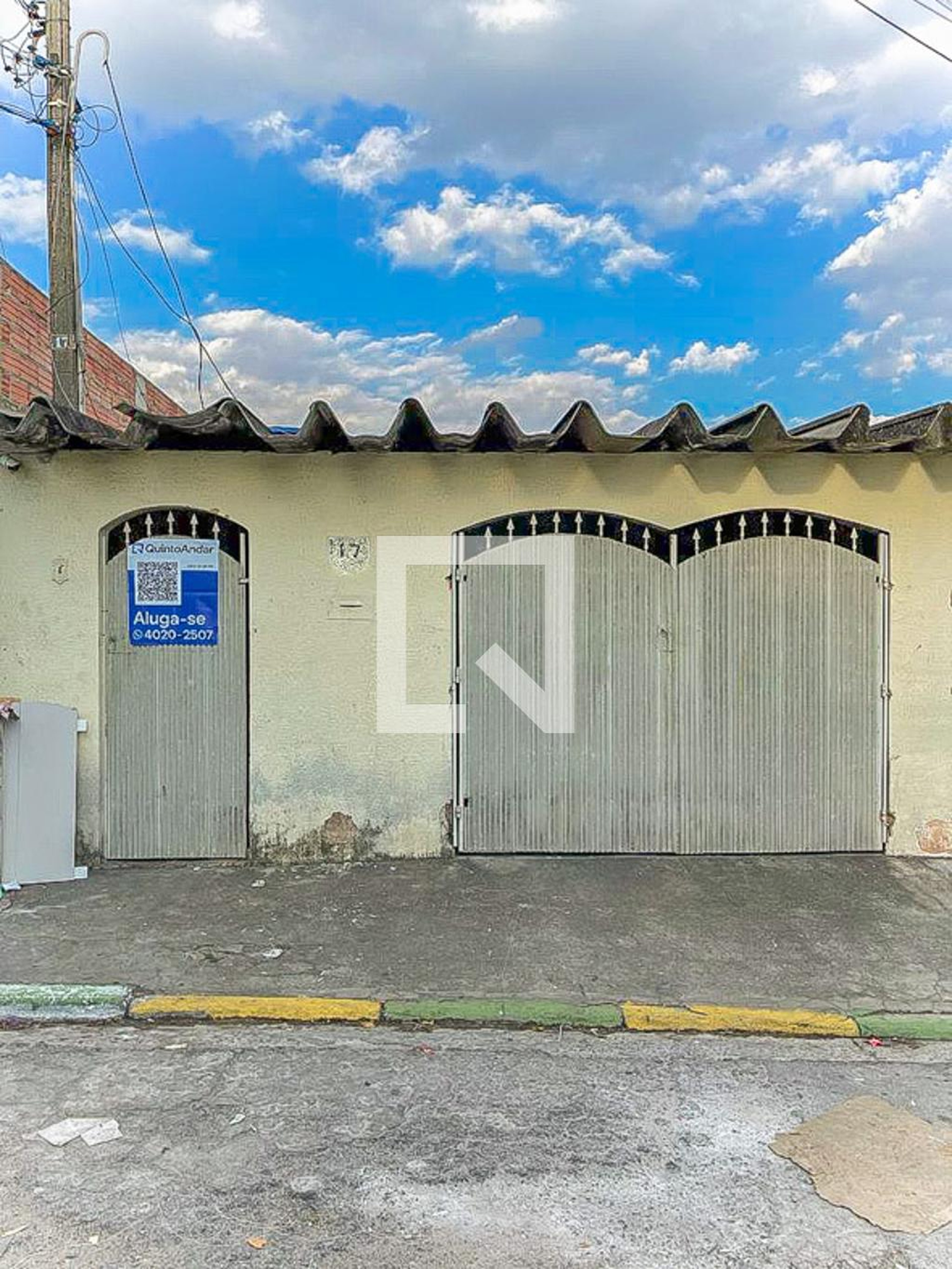 Fachada Condomínio em Rua Luís Maria Ridel, 17