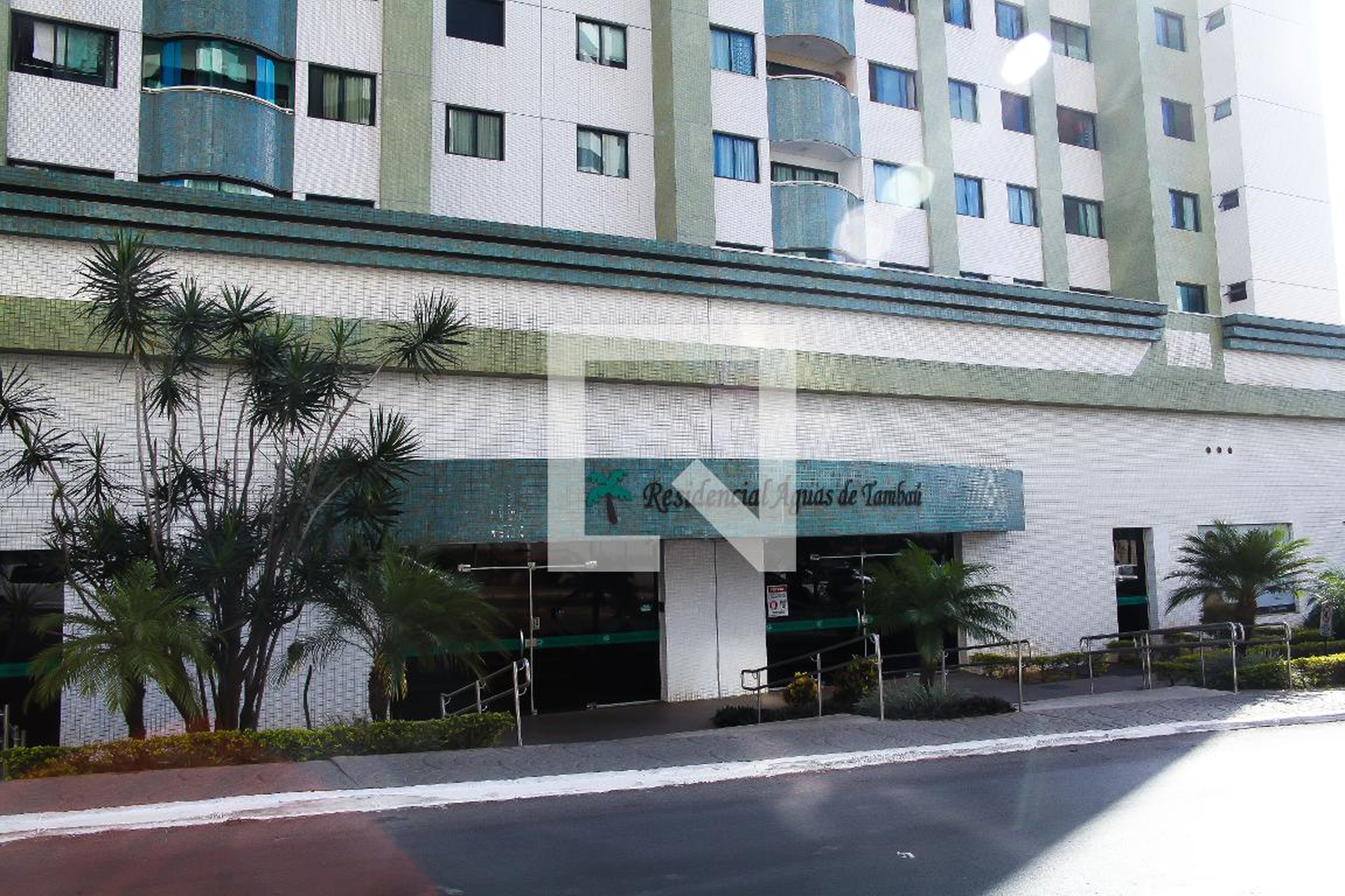 Fachada do Prédio Condomínio em Rua Buriti, 703