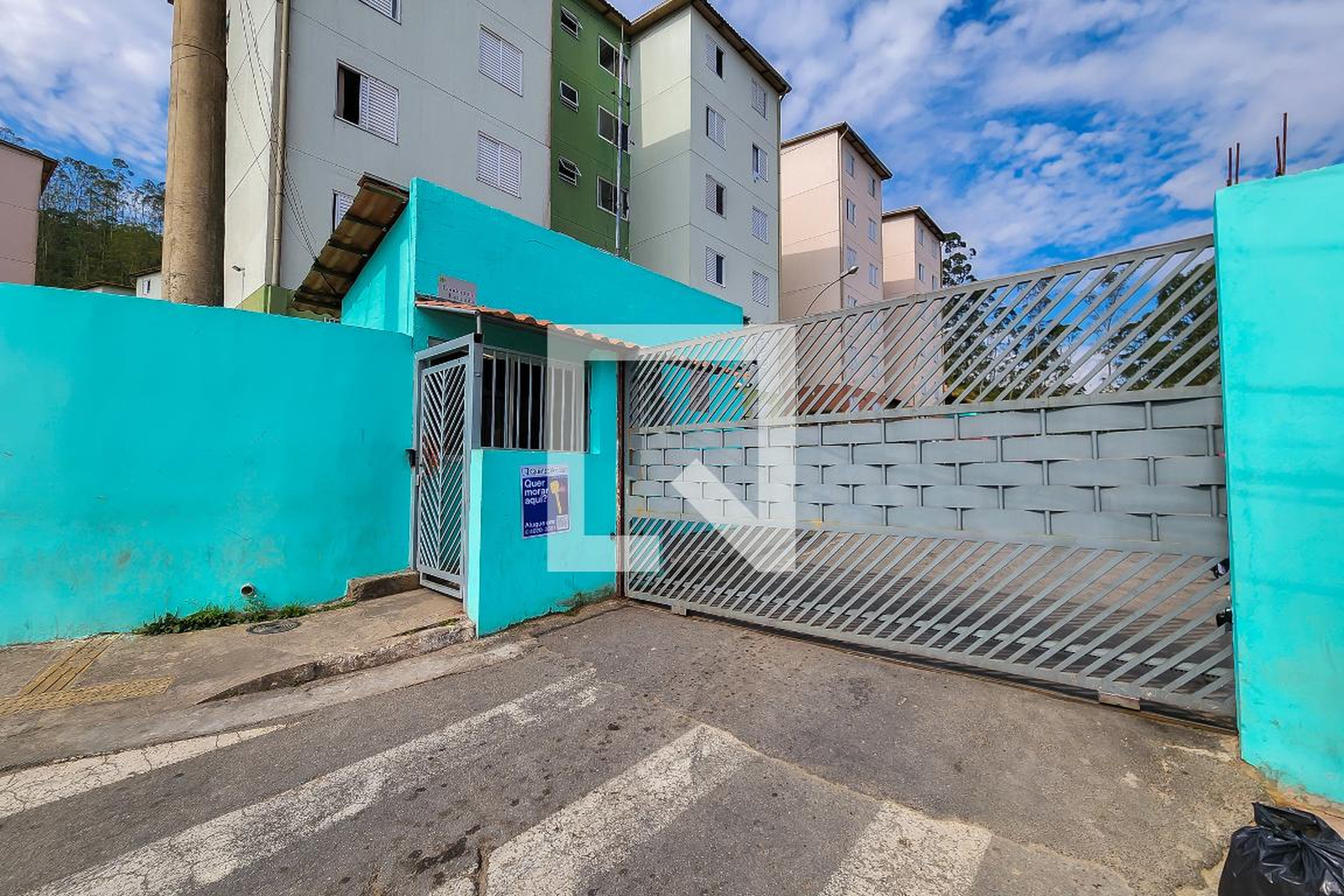 Fachada do Condomínio Condomínio em Rua Jequitiba Rosa, 180