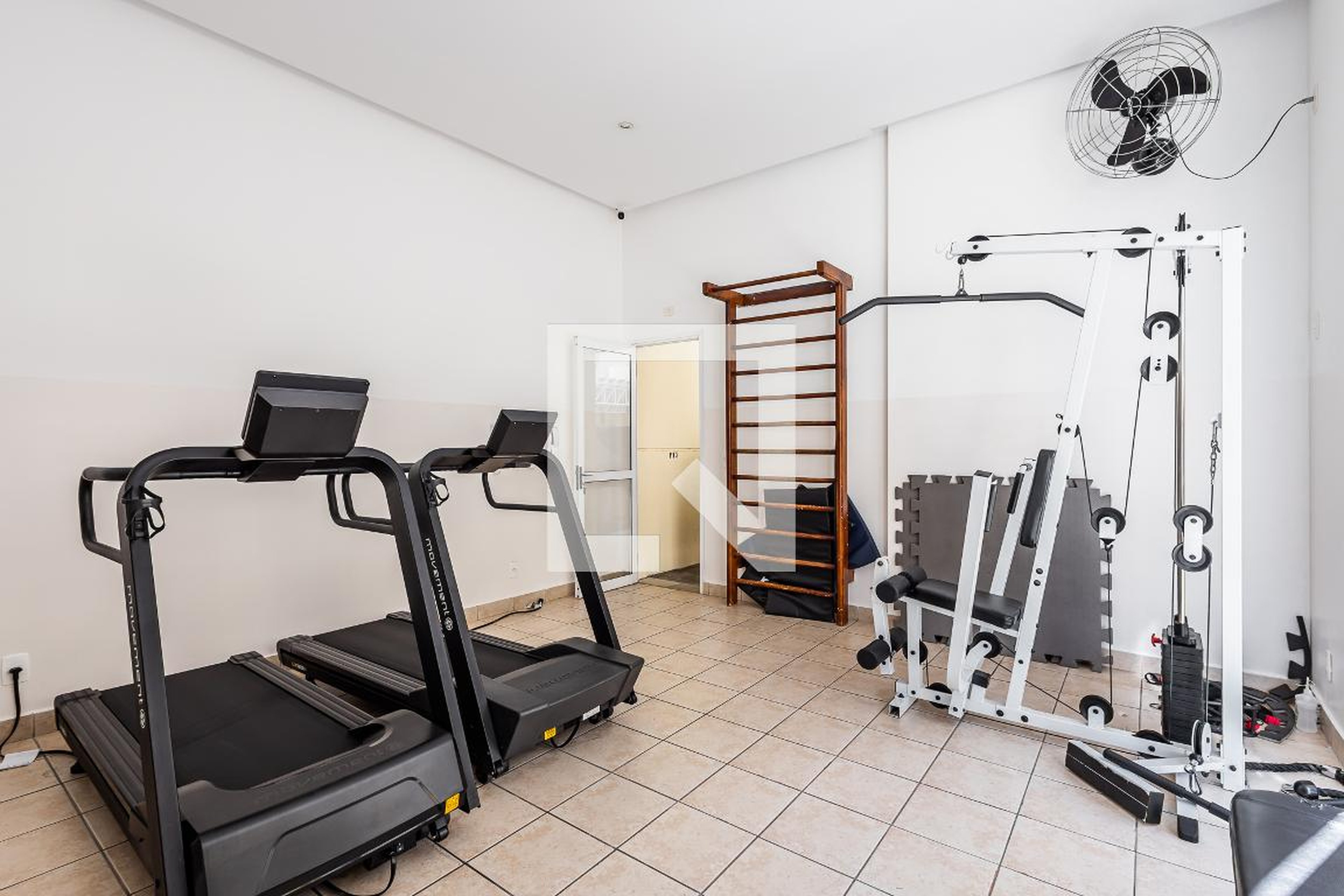 Academia - Edifício Casa dos Pinheiros