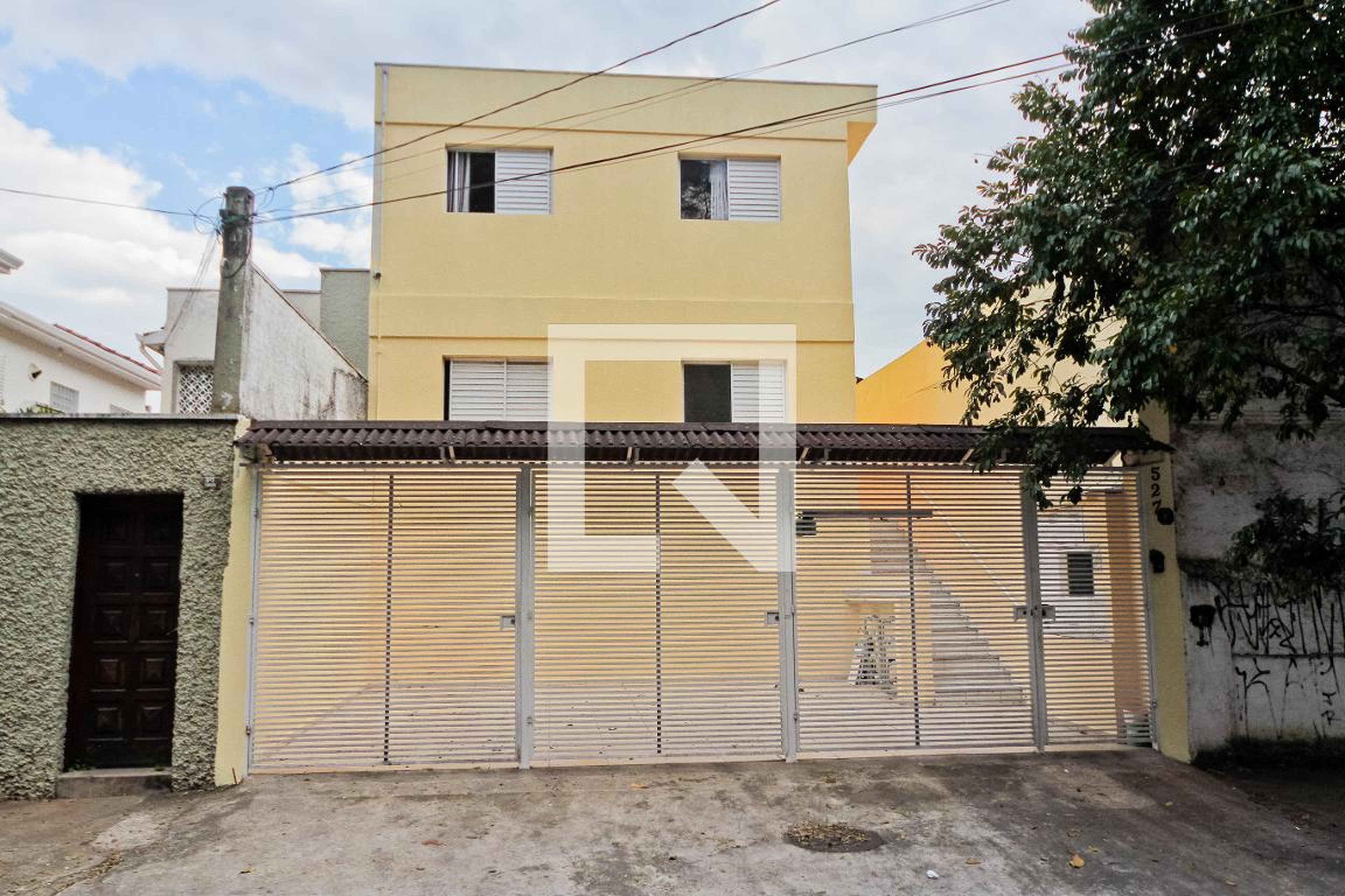 Fachada Condomínio em Rua Vichy, 524