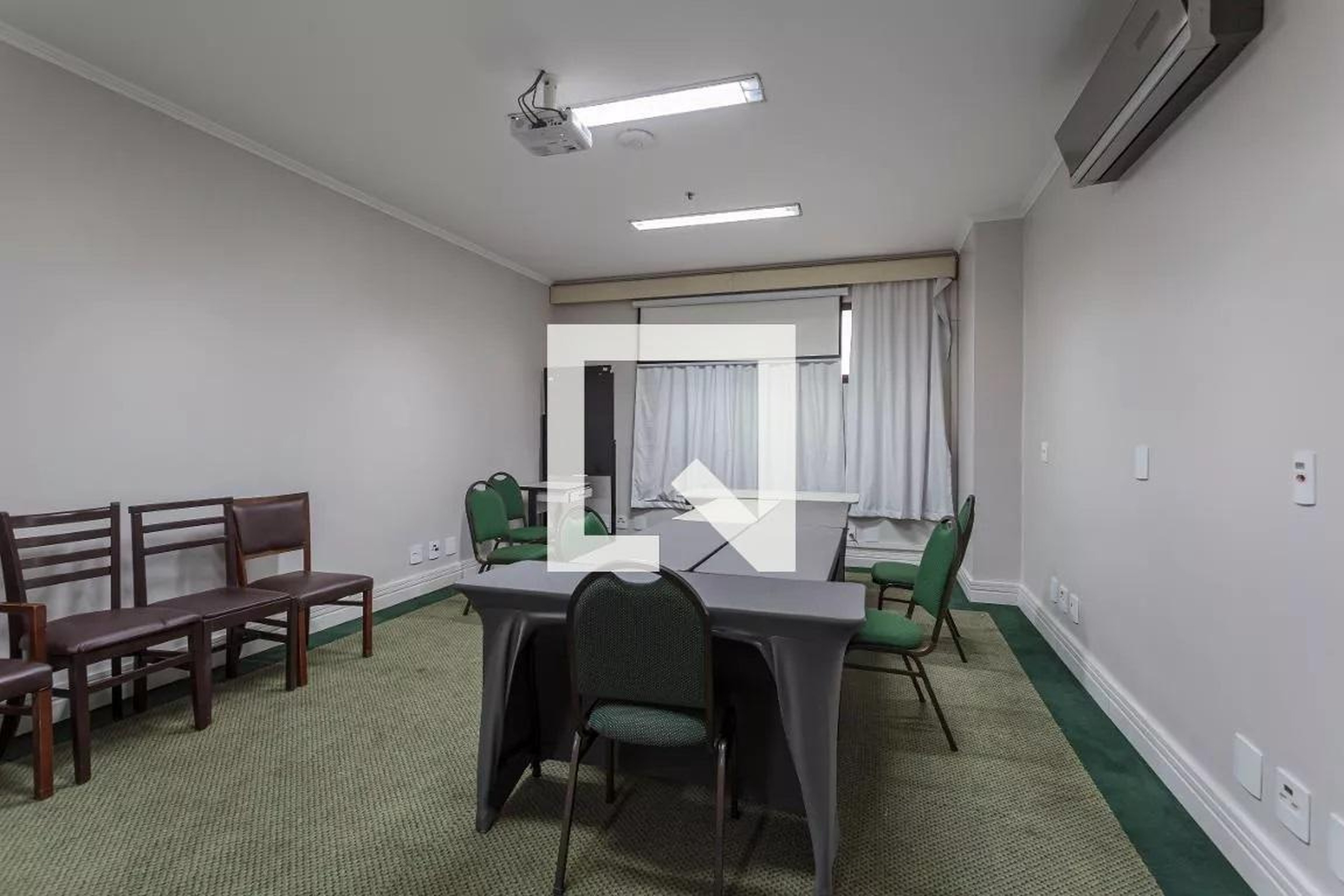 Sala de reunião - Quality Suites Long Stay Vila Olímpia