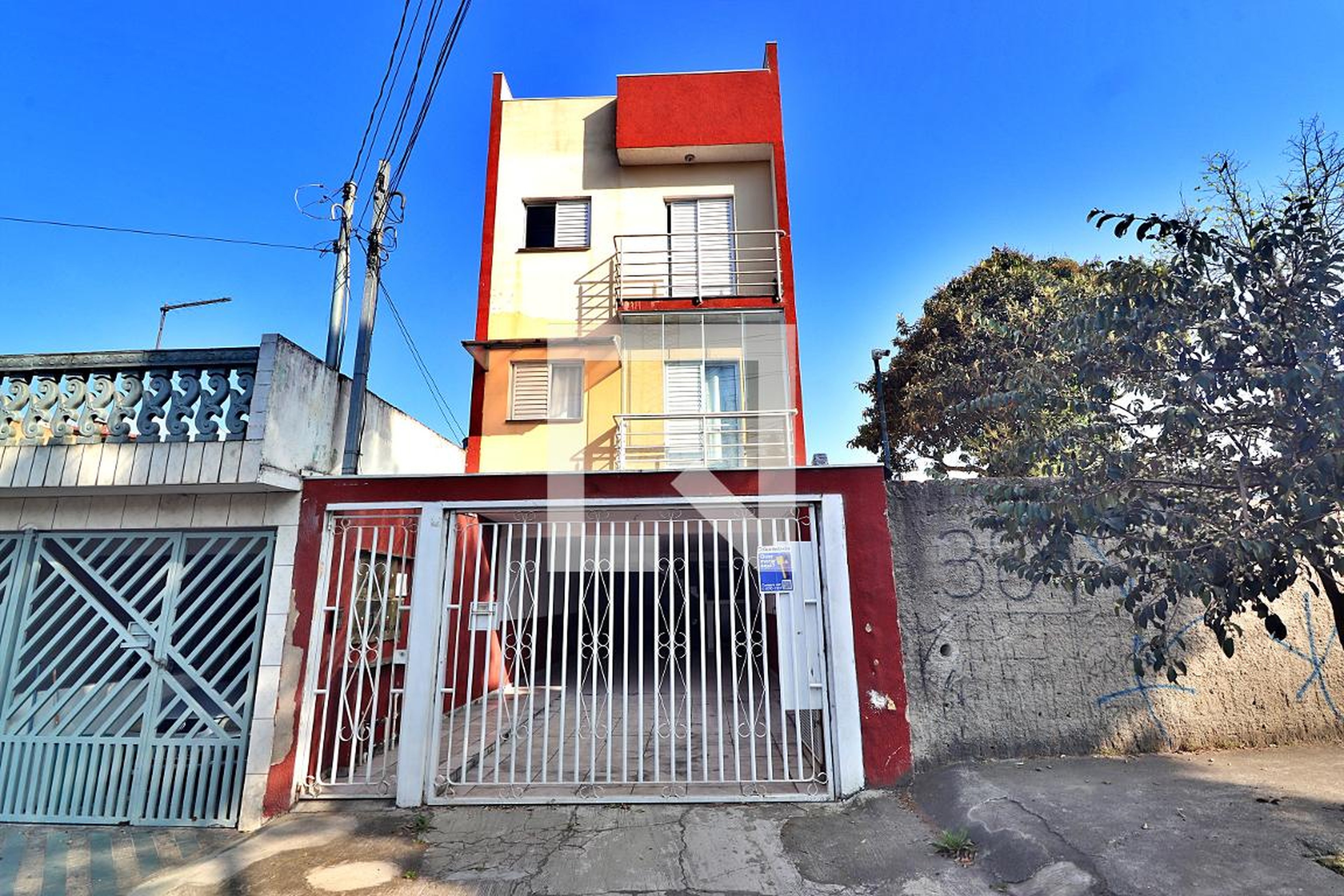 Fachada Condomínio em R. Patagônia, 381