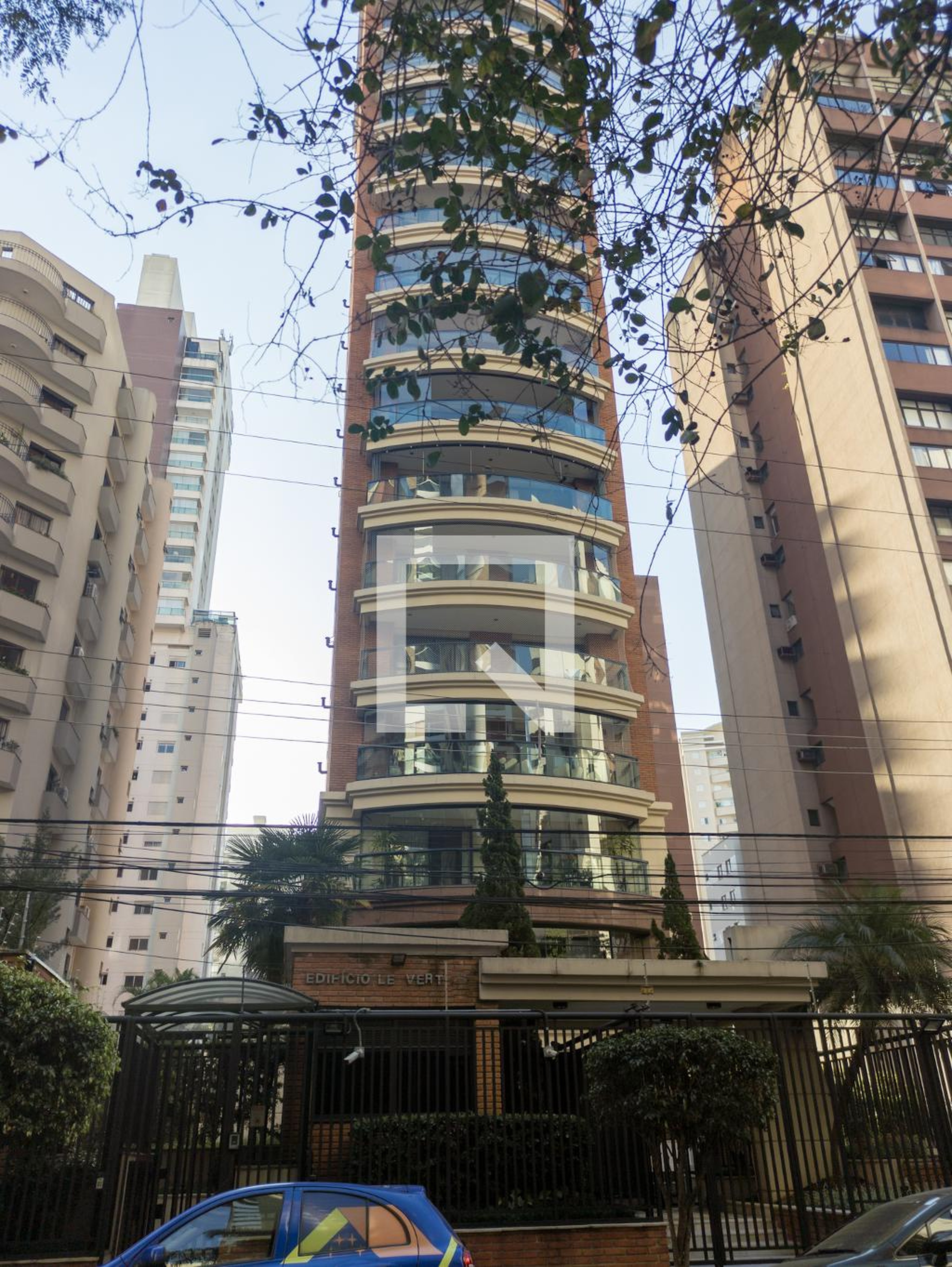 Fachada do Prédio Condomínio Le Vert