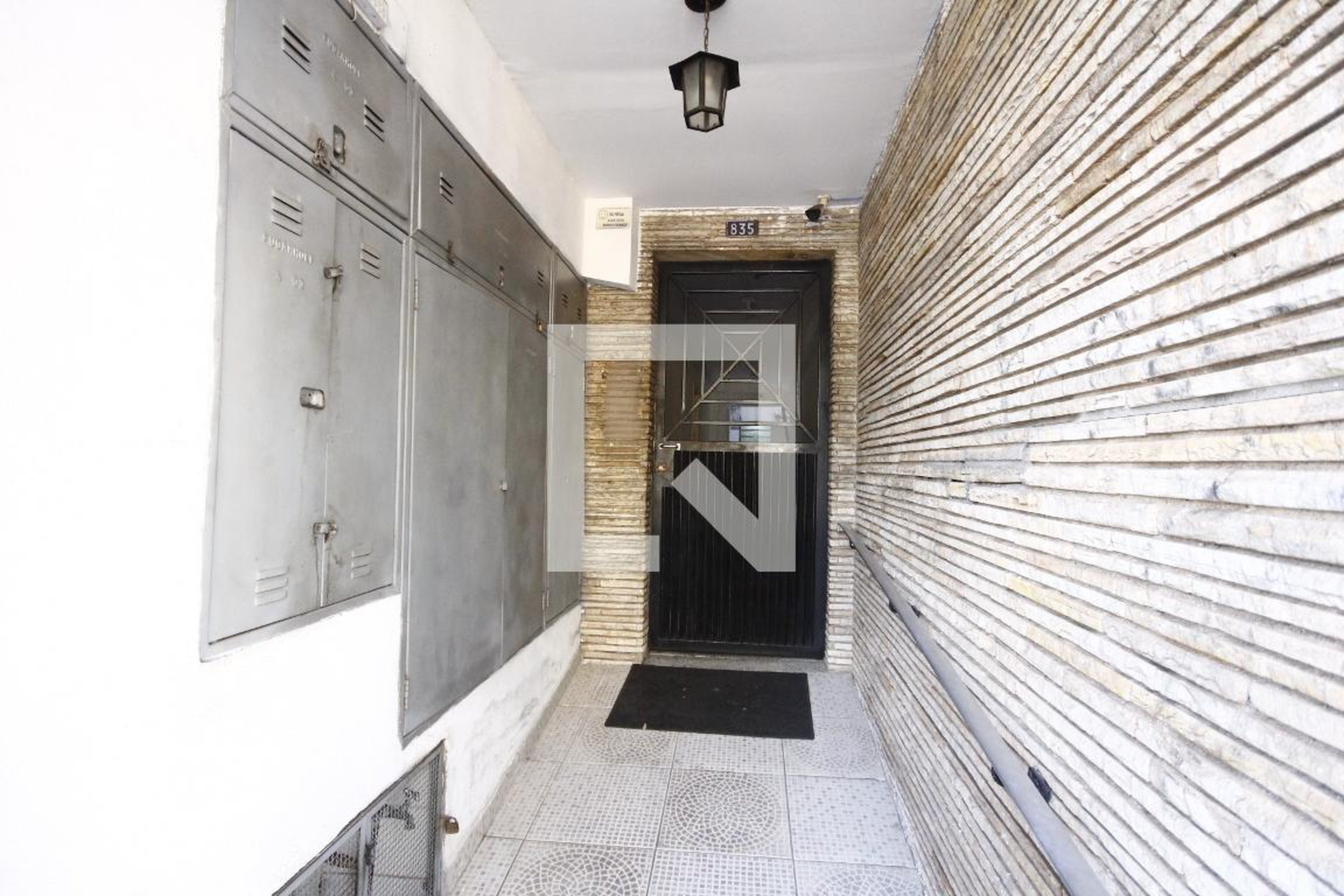 Entrada - Bandeirantes