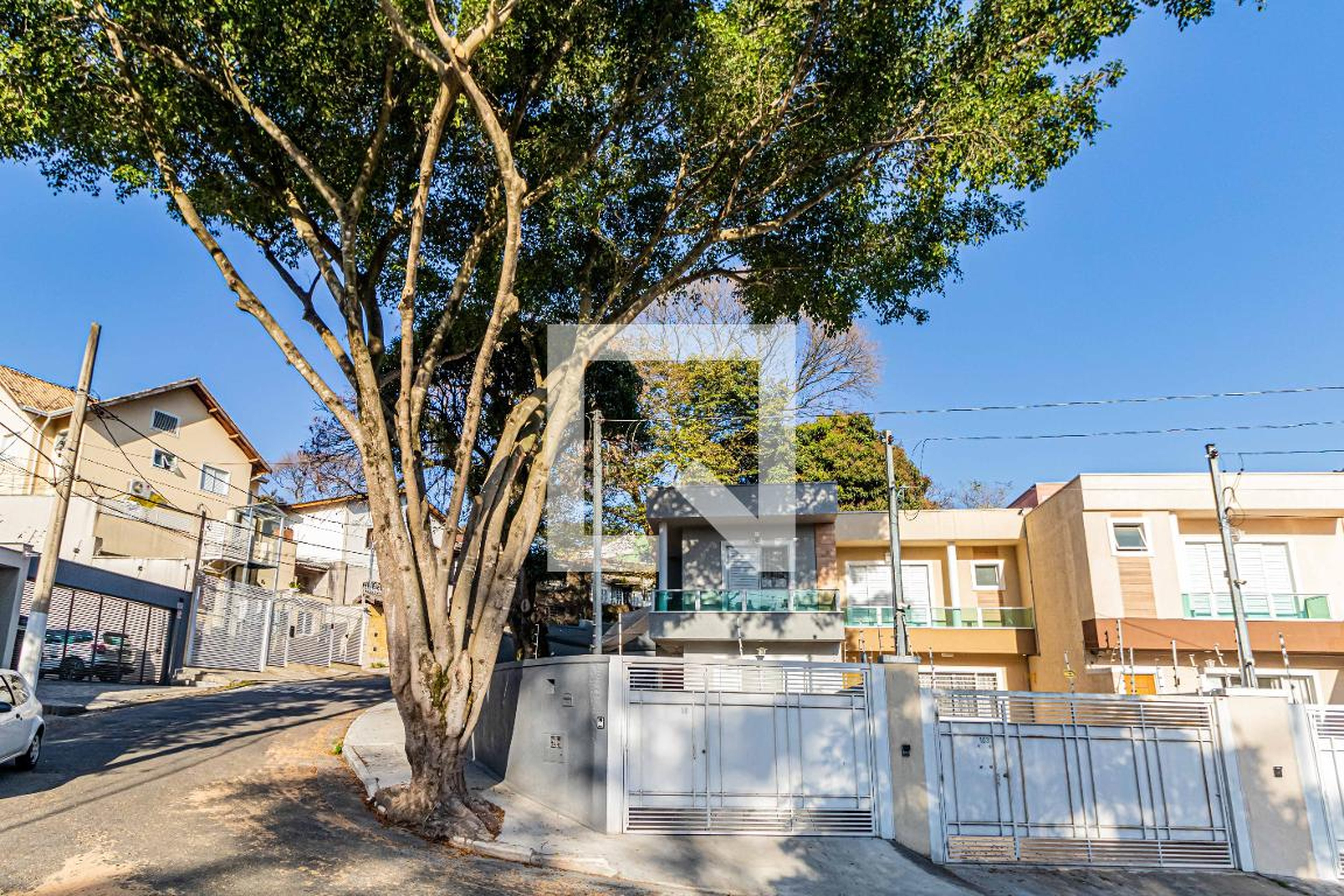 Fachada Condomínio em Rua Antônio Adib Chammas, 99