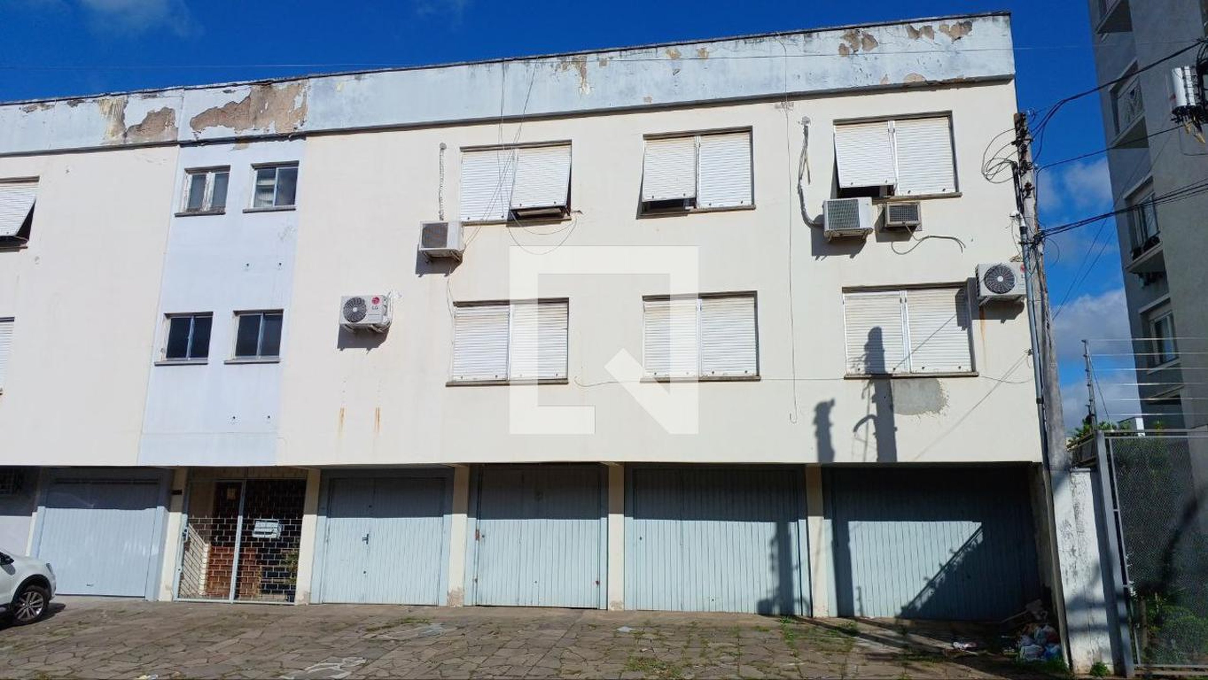 Fachada do Prédio Condomínio em Rua Presidente Juarez, 485
