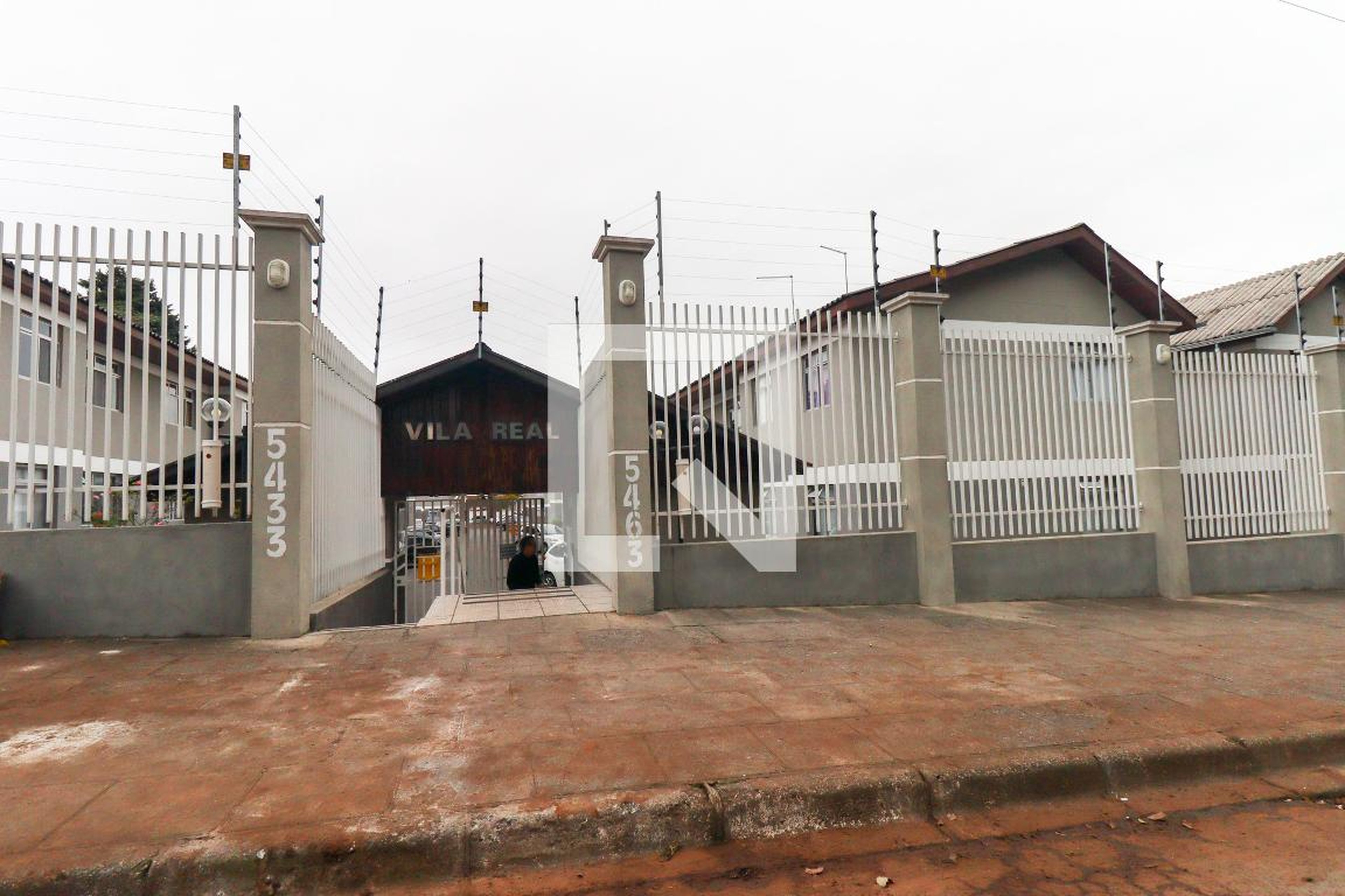 Fachada do Condomínio Condomínio Conjunto Residencial Vila Real