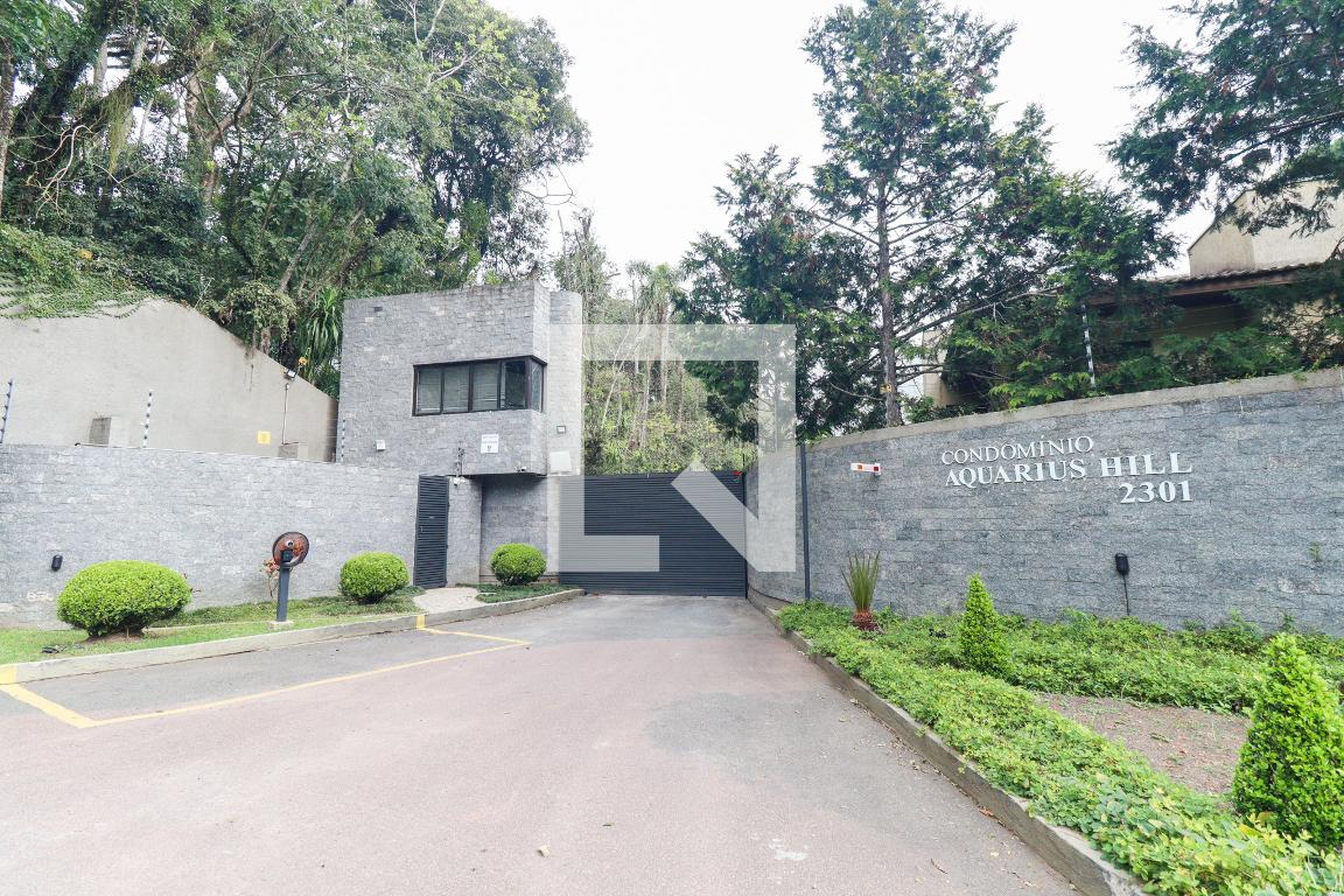 Fachada do Condominio Condomínio em Rua Eduardo Sprada, 2301