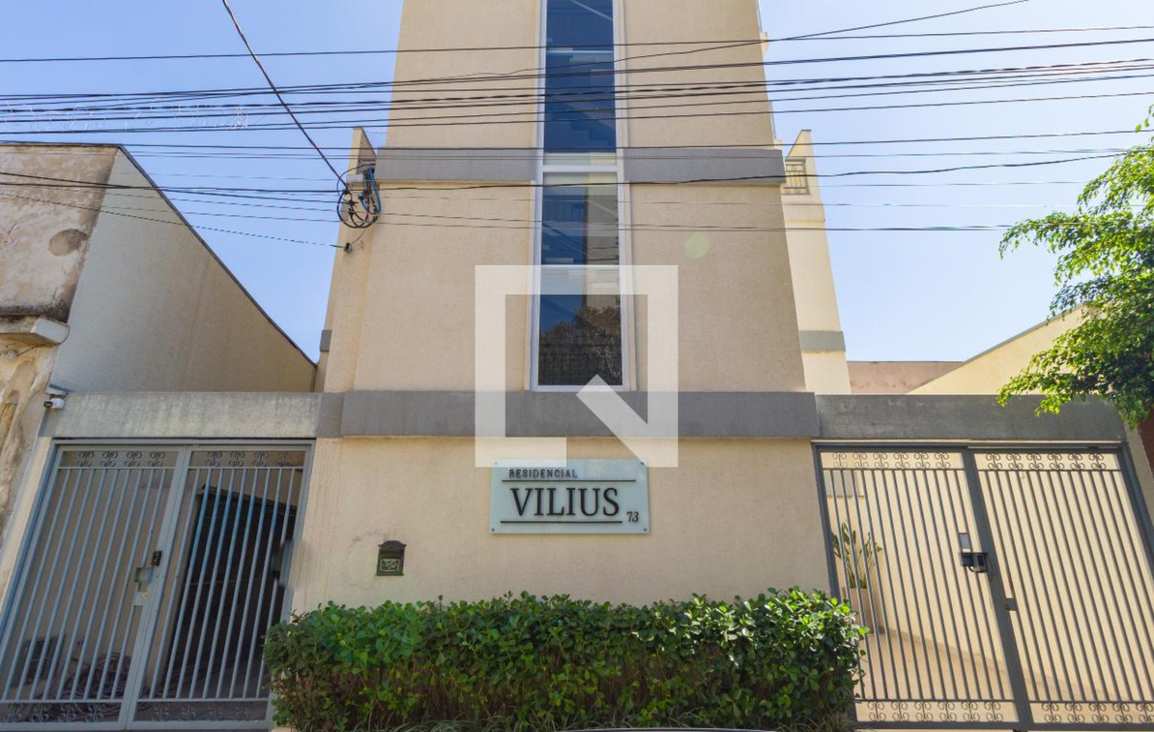 Fachada Condomínio em Rua Doutor Eduardo Gonçalves, 73