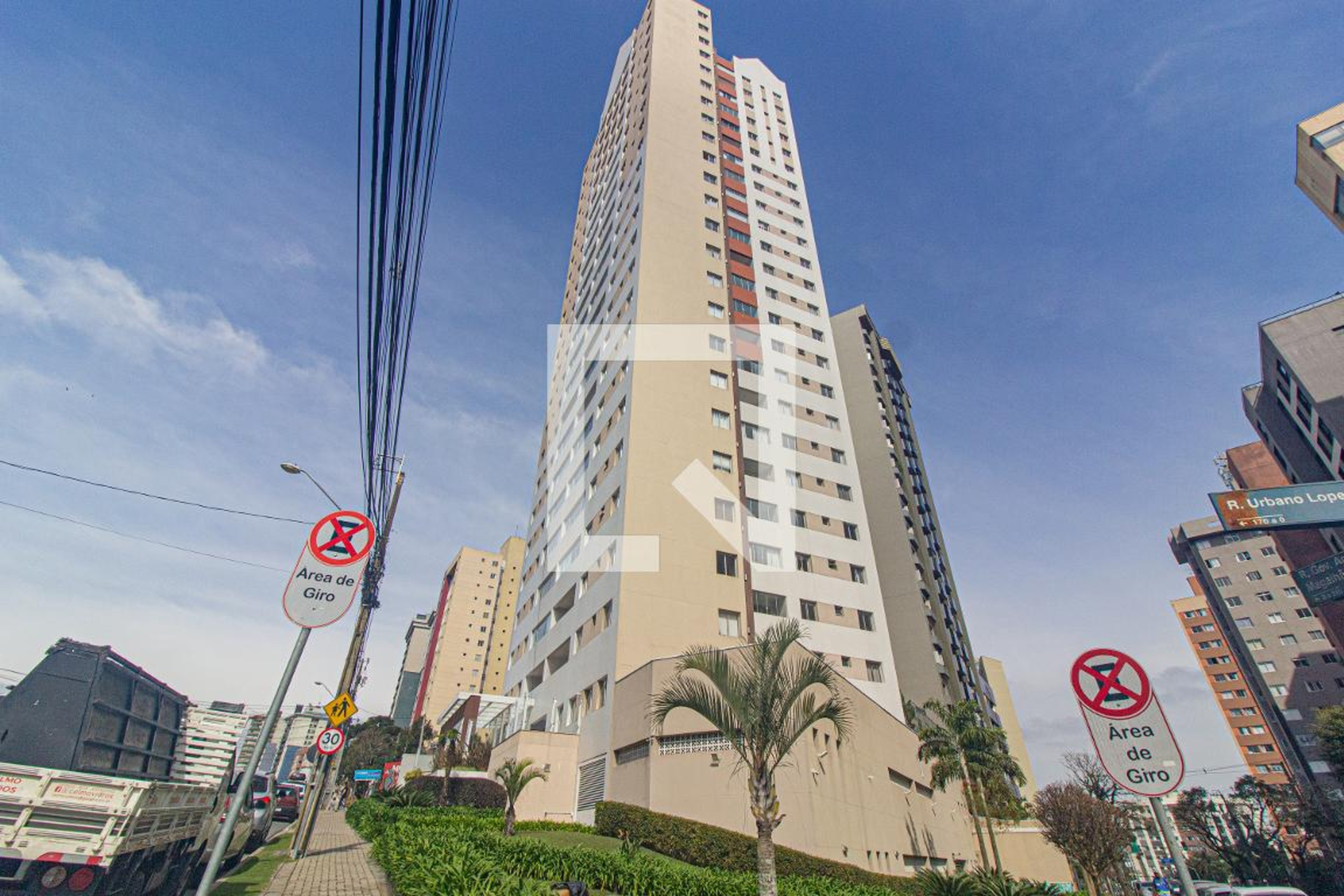 Fachada do Prédio Condomínio Jardim Botânico Residencia