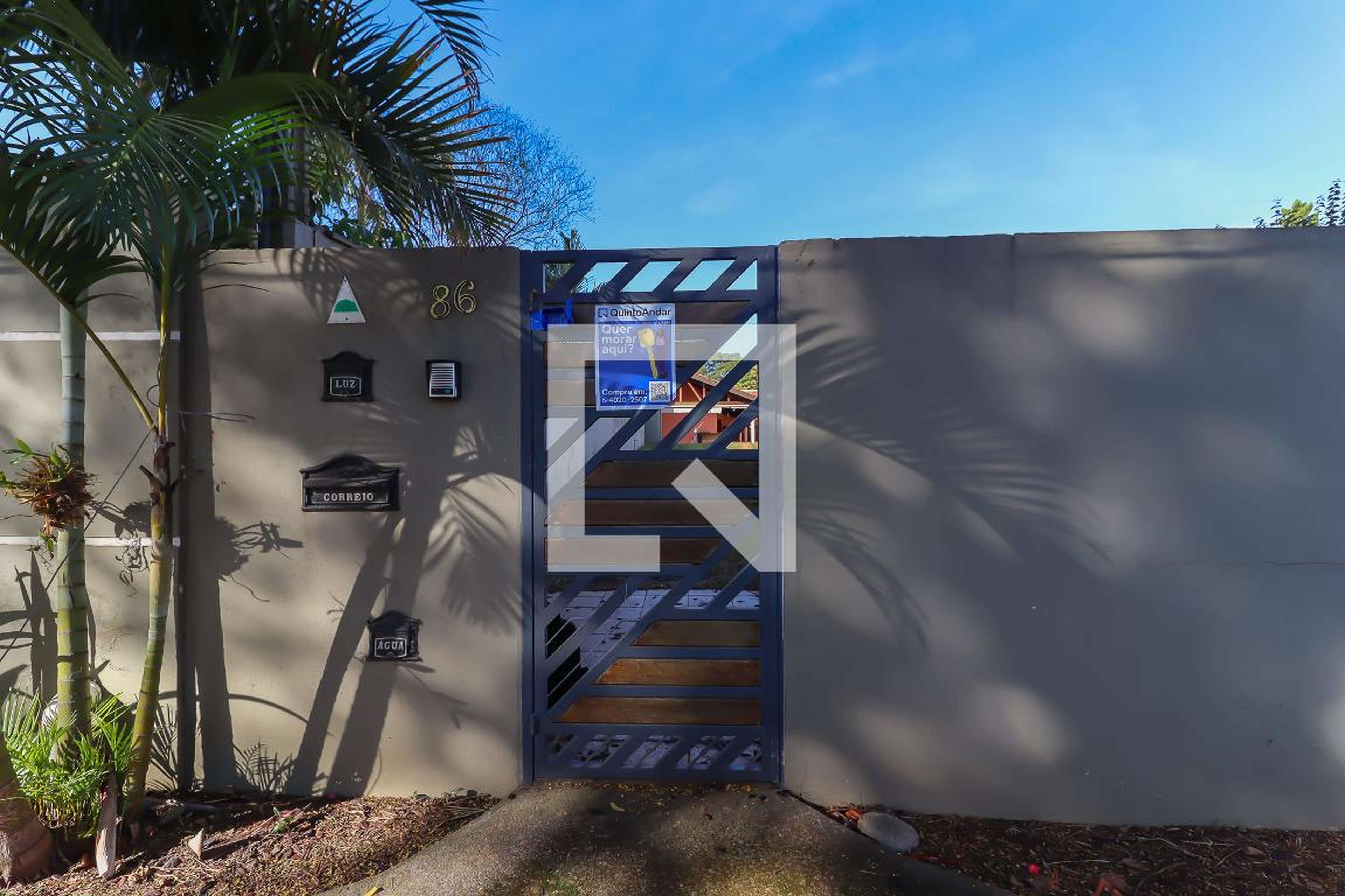 Fachada Condomínio em Rua José Antônio Paulielo, 86