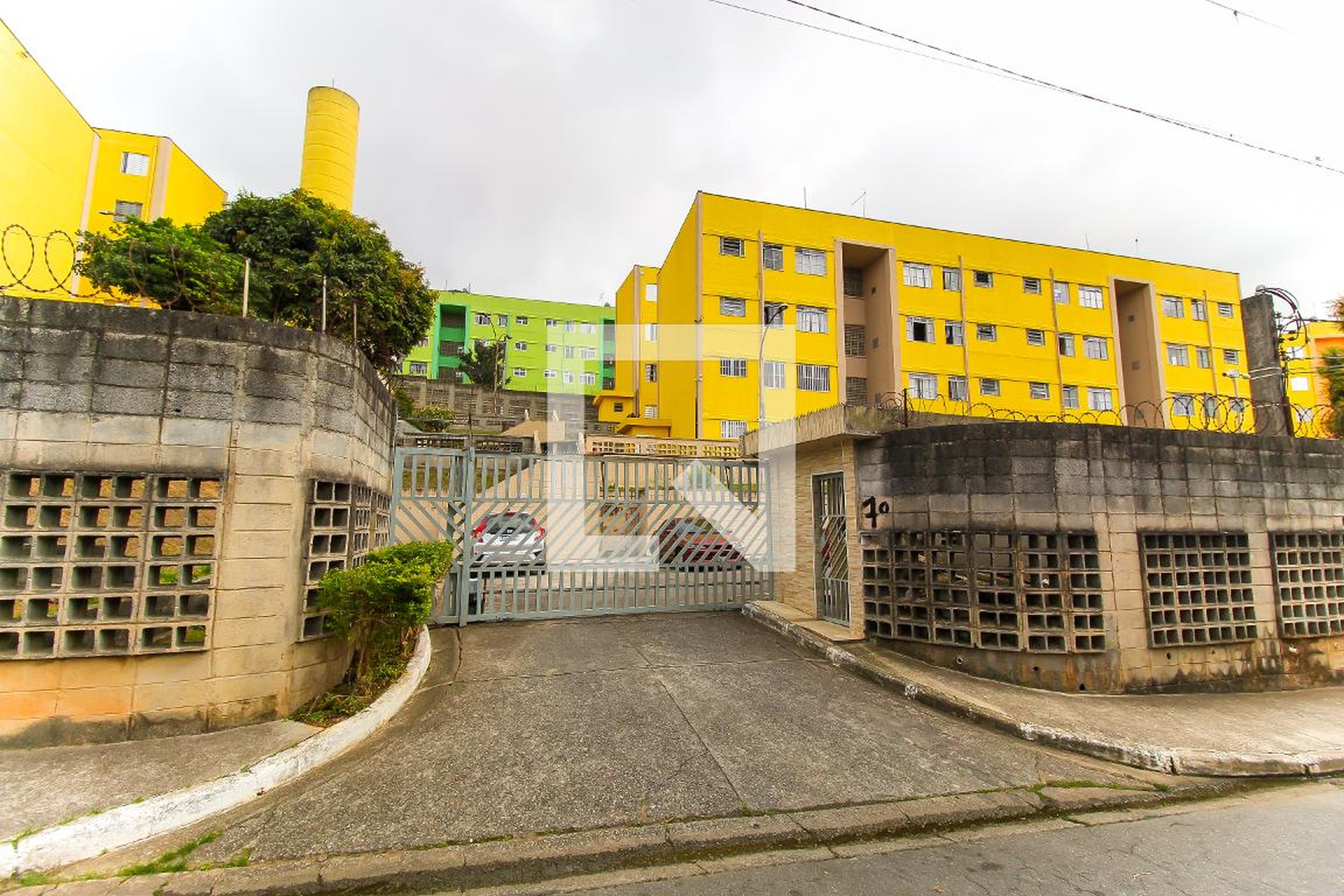 Fachada Condomínio em Rua Francisco Afonso, 70