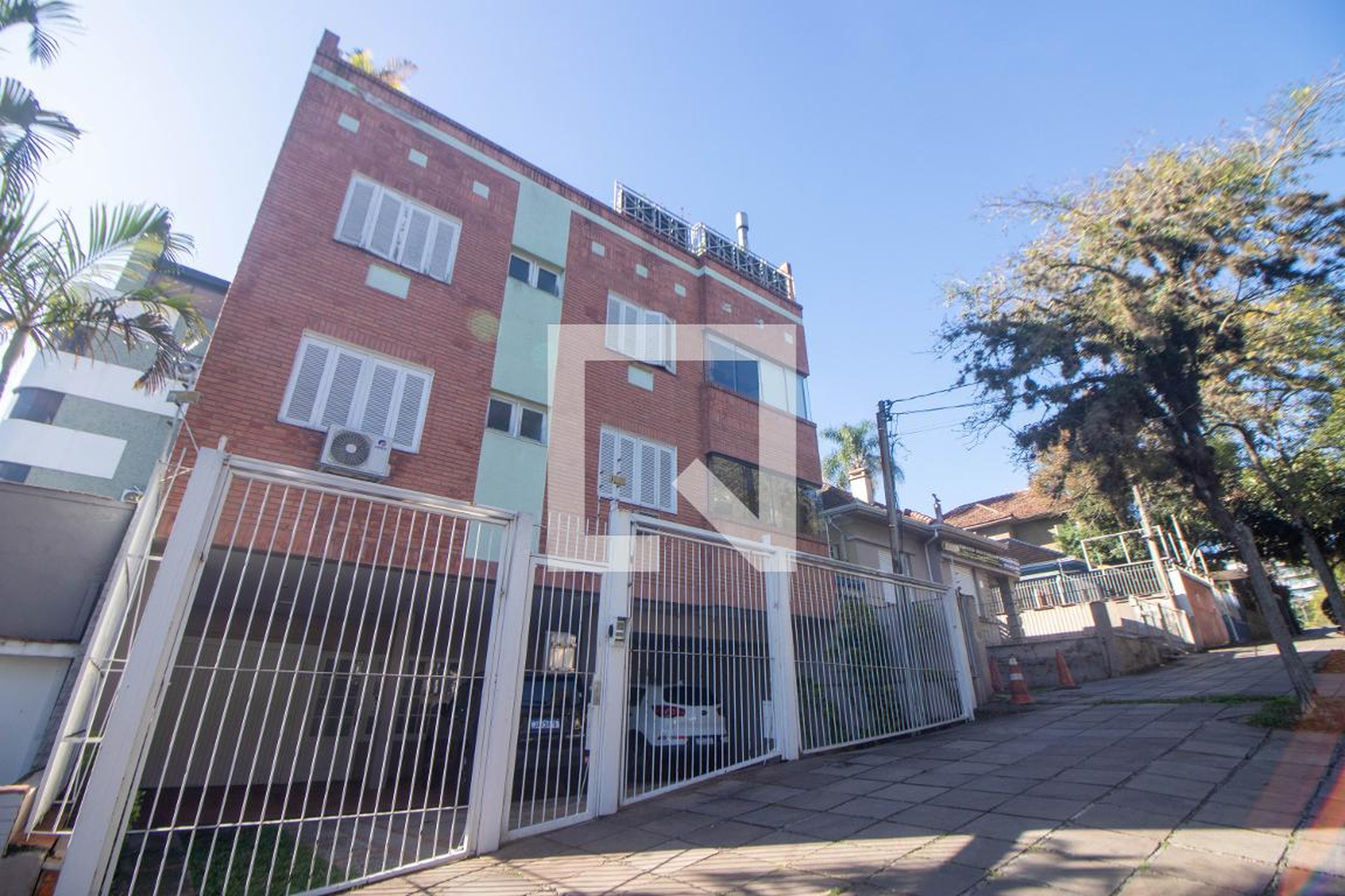 Fachada Edifício Country House