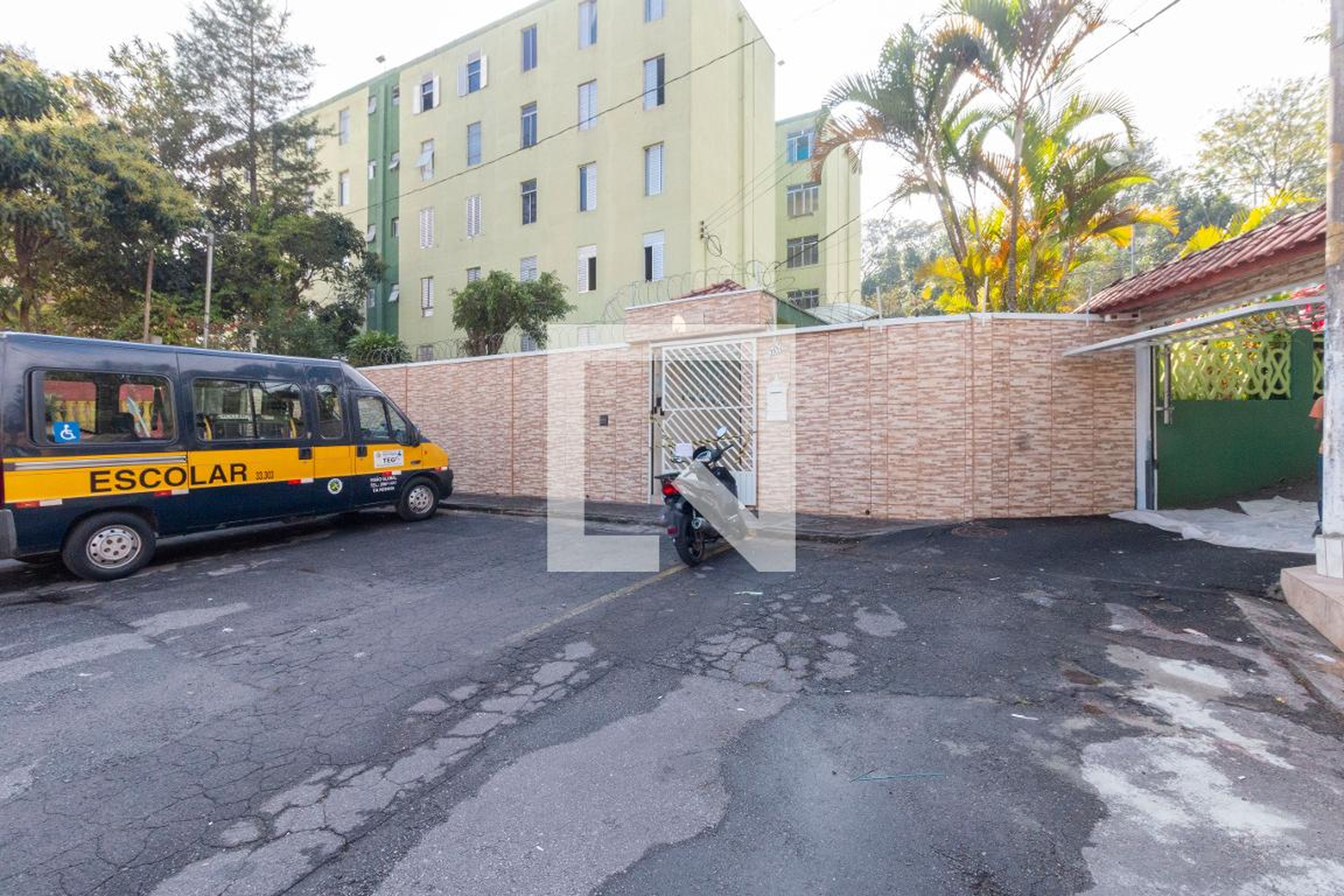 Fachada Condomínio Papoulas III