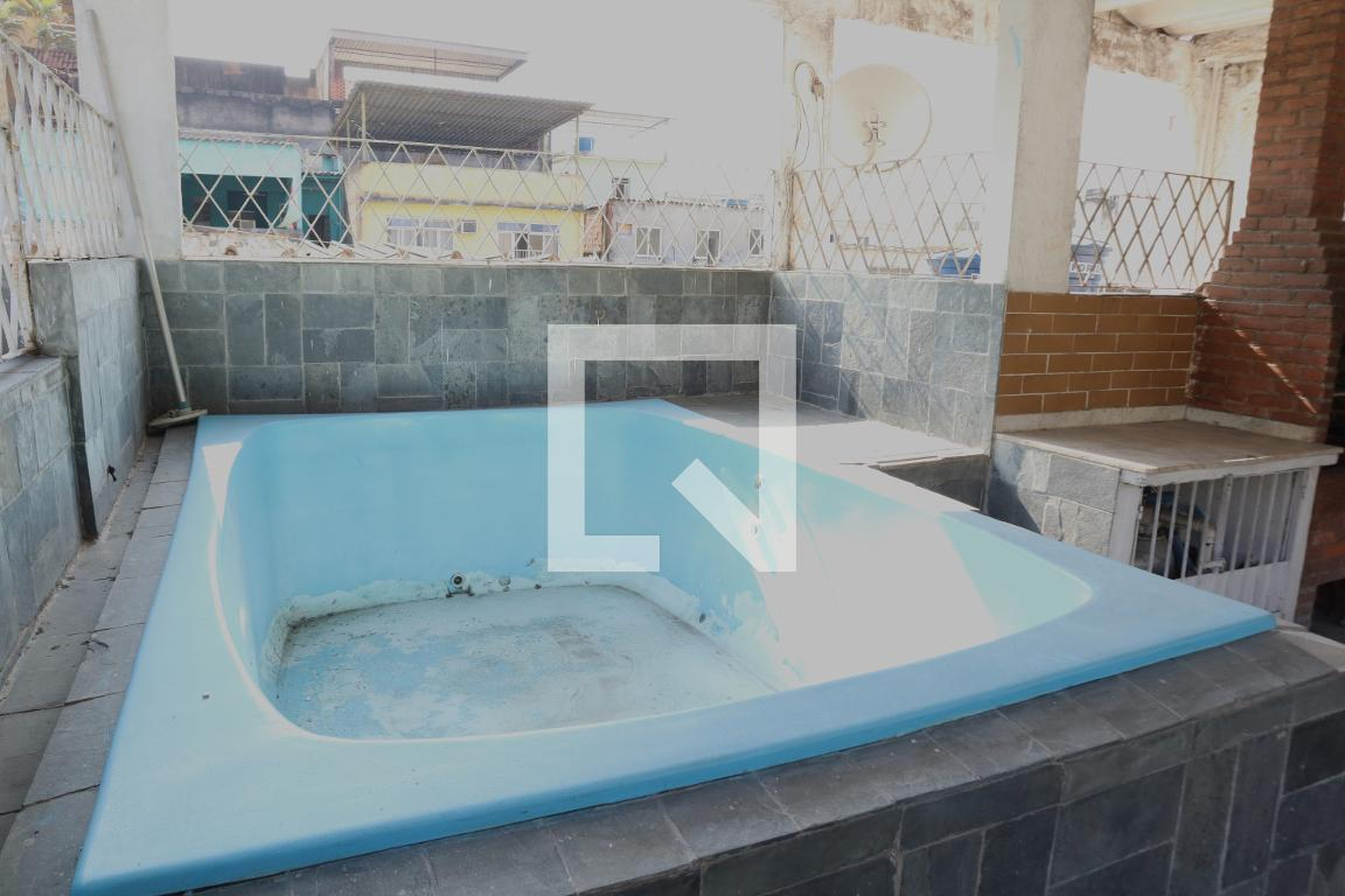 Piscina Coberta - Vila São Domingos